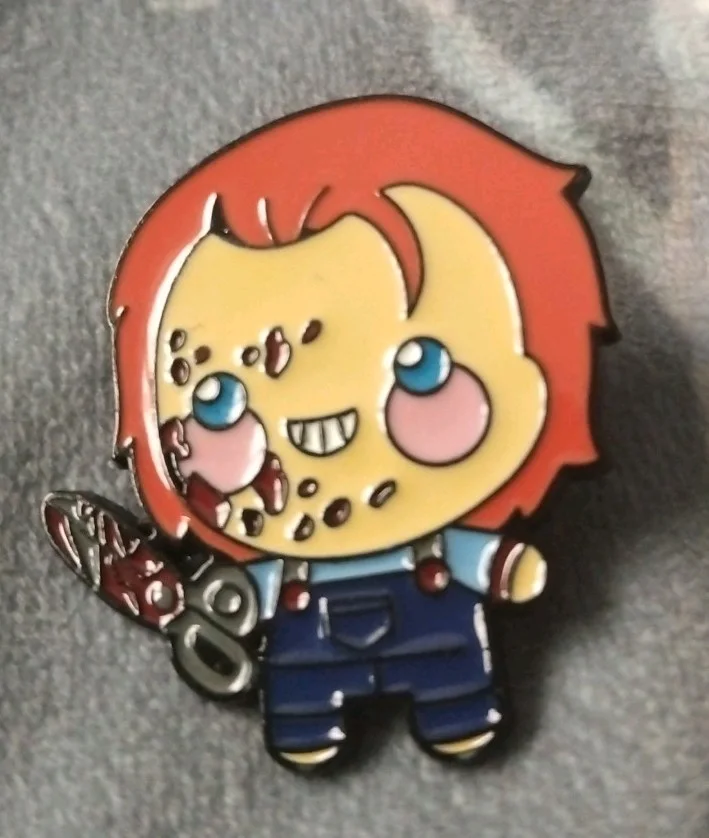 HORROR PIN BADGES X 6 - KRUGER, BILLY PUPPET, MYERS,BEETLEJUICE, JASON,CHUCKY, image 3