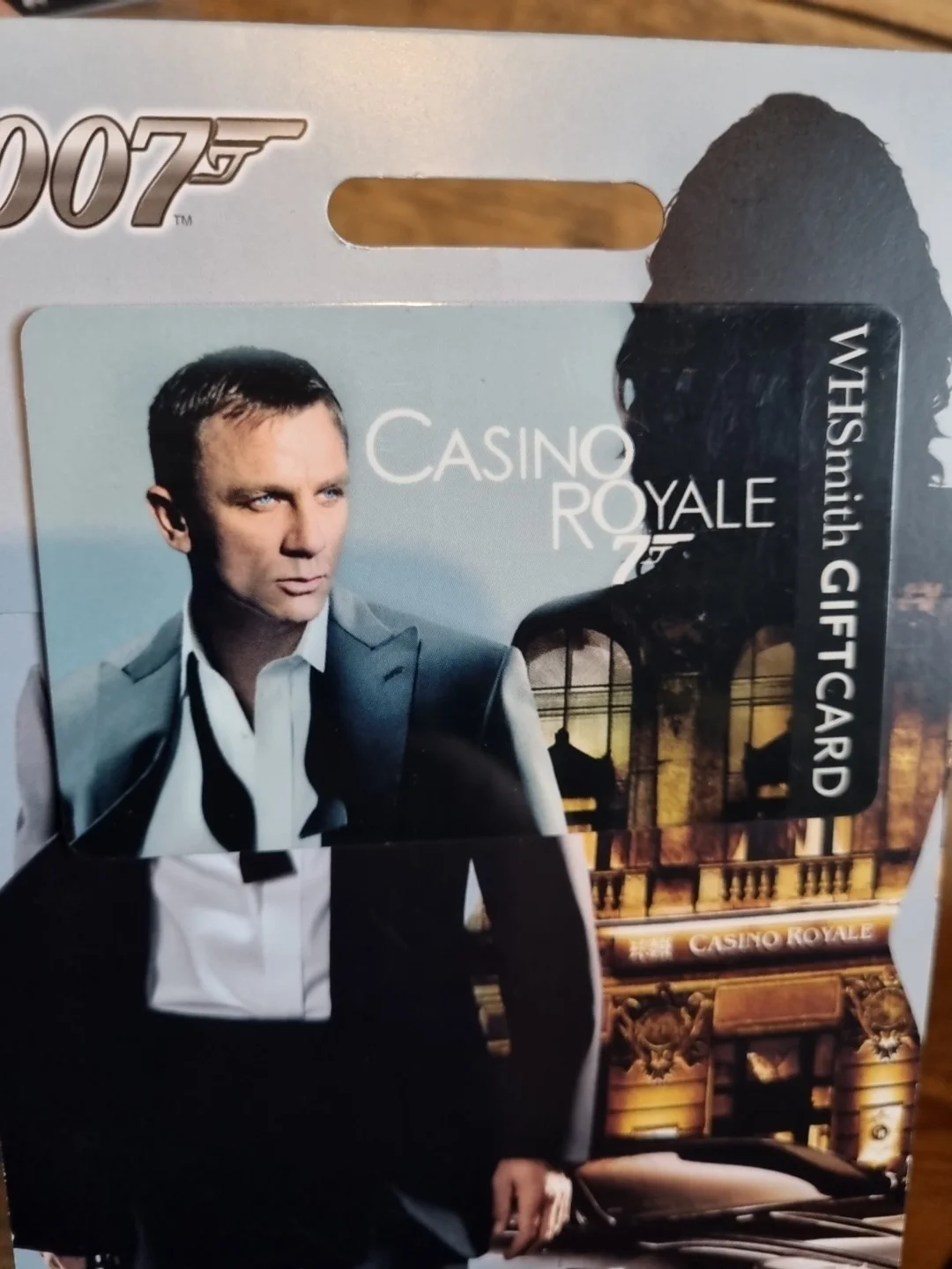 James Bond WHsmith Unused Casino Royal Gift Cat Card, изображение 2