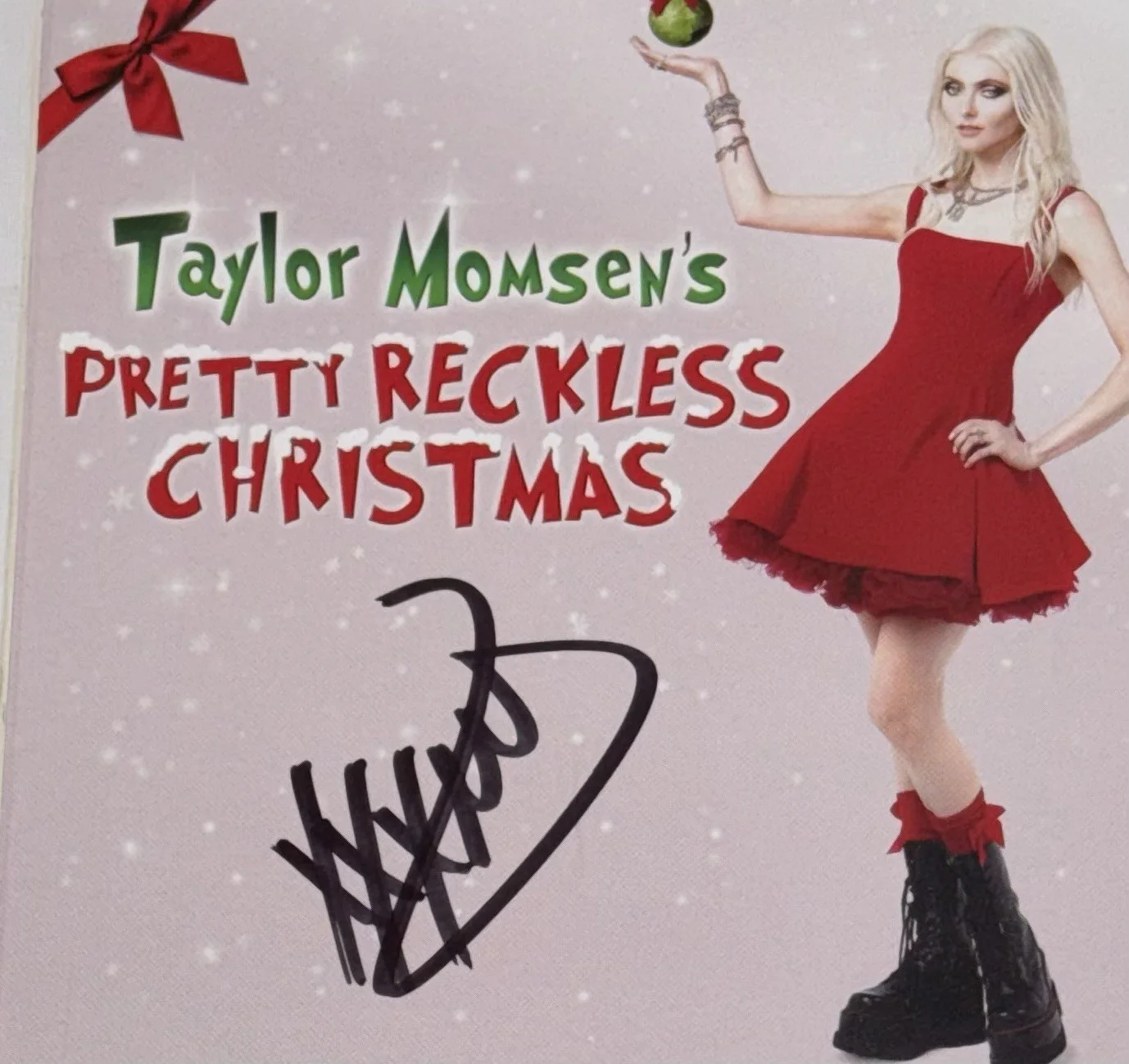 Taylor Momsen Signed Autograph Pretty Reckless Christmas CD Framed Display COA, image 3
