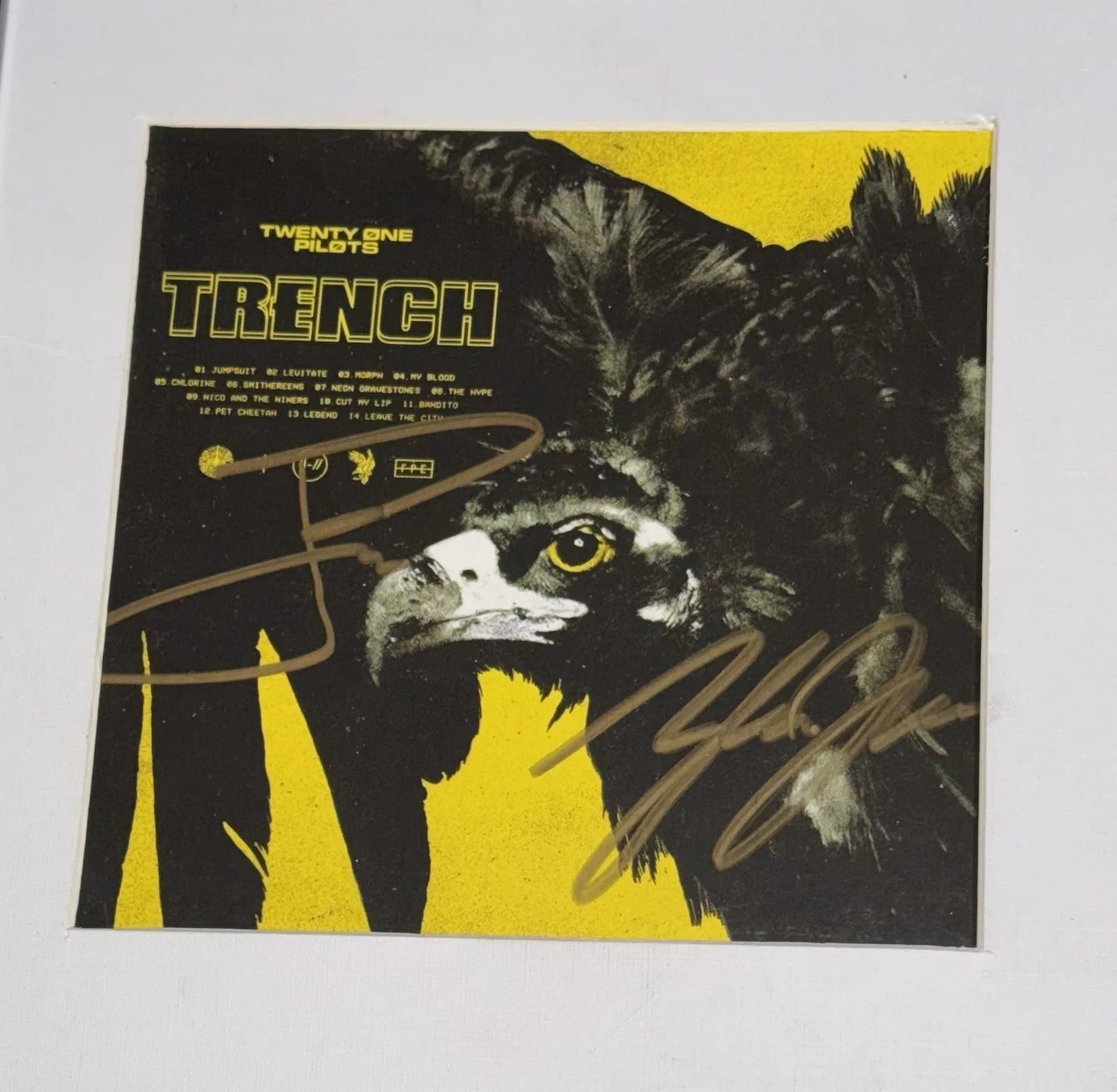 Twenty One Pilots Signed Autograph Trench CD Framed Josh Dun Tyler Joseph COA, изображение 2
