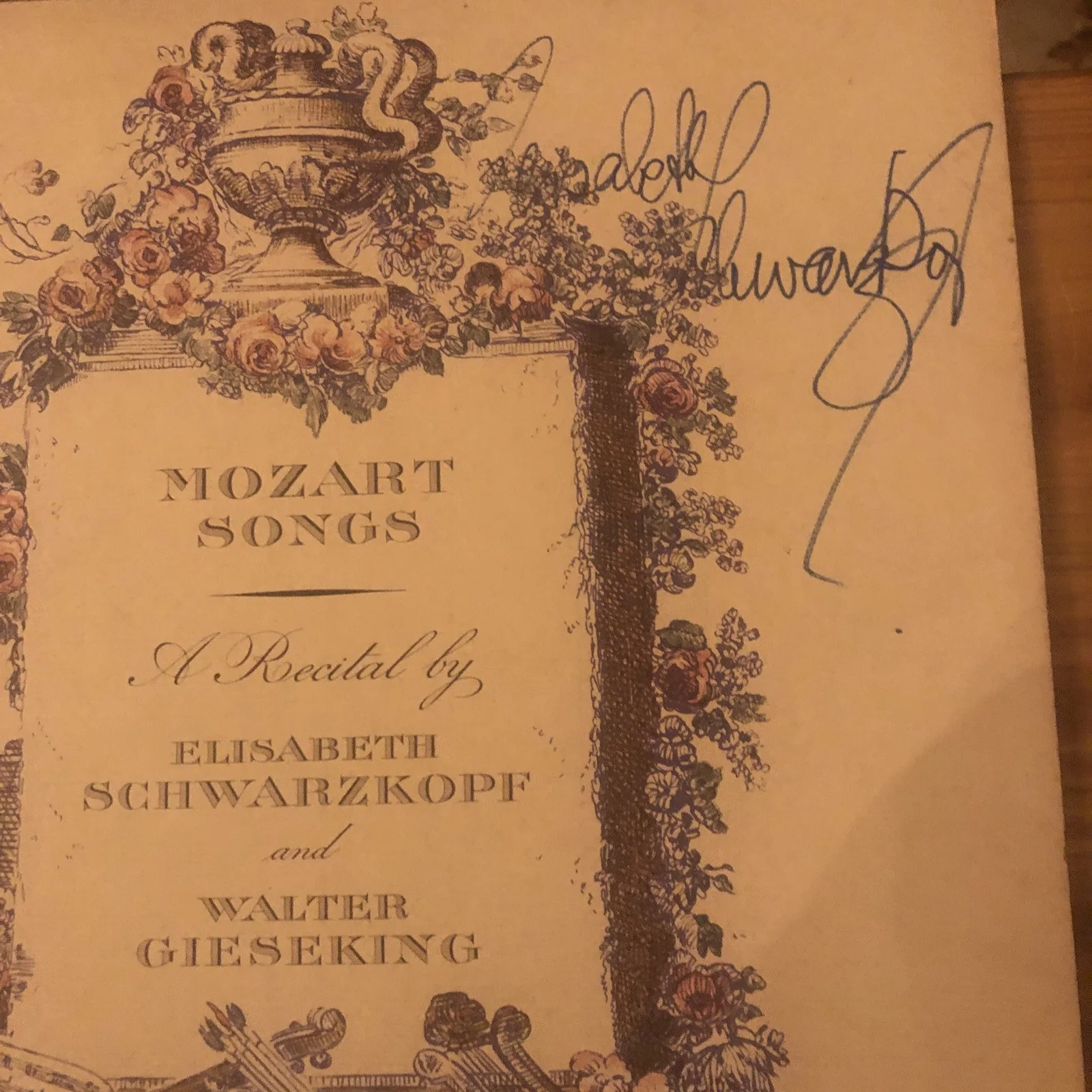 Elisabeth Schwarzkopf SIGNED. 3 Albums. All signed. All Perfect. UNPLAYED, изображение 3