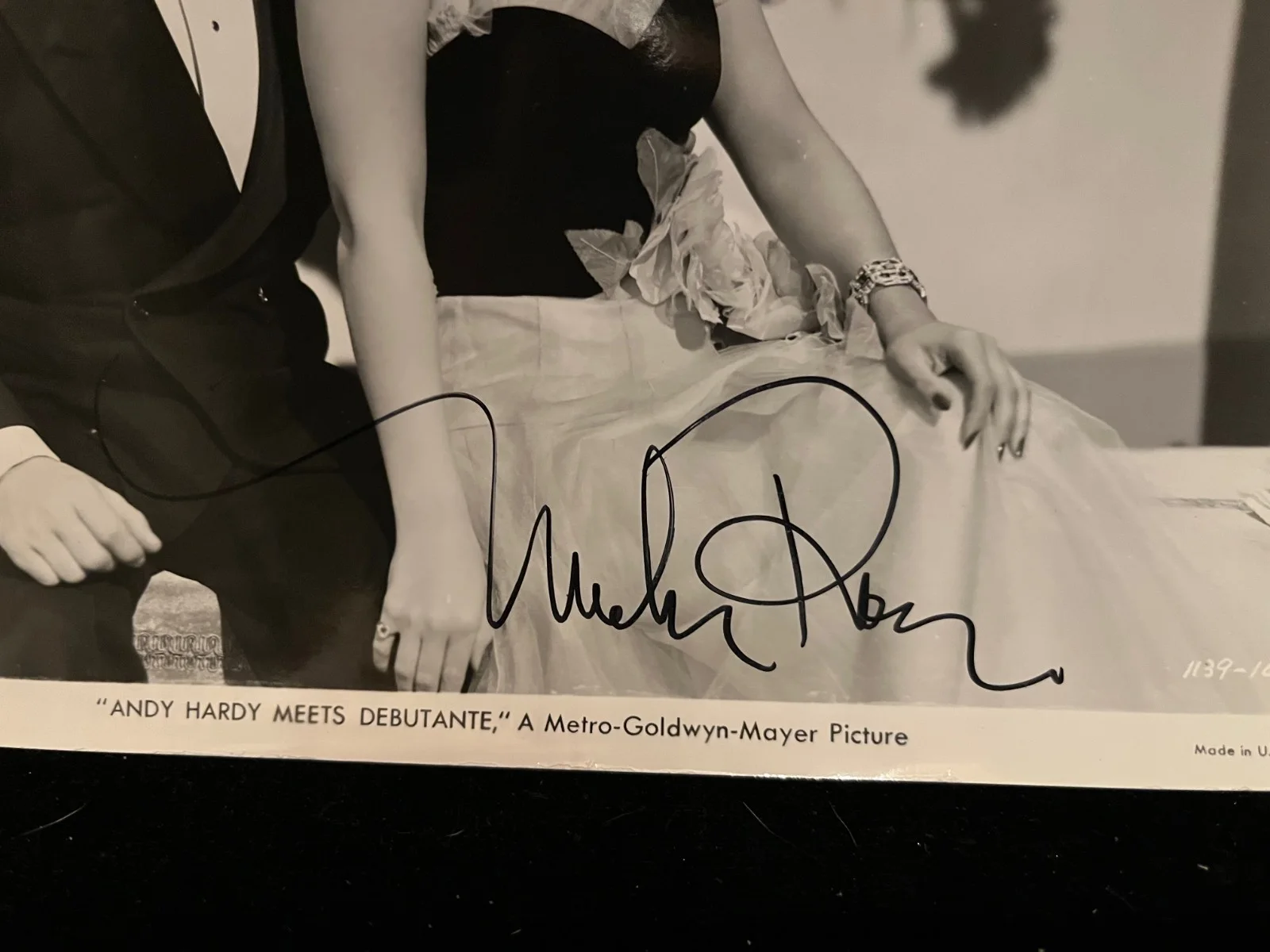 Mickey Rooney Signed Autographed 8x10 1940 Photo COA Andy Hardy Meets Debutante, изображение 2