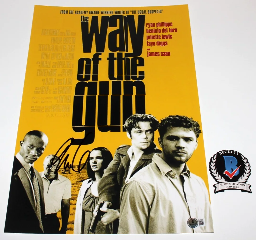 CHRISTOPHER MCQUARRIE SIGNED 'WAY OF THE GUN' 12x18 MOVIE POSTER BECKETT BAS COA, изображение 2