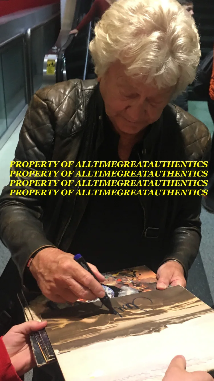 JOHN LODGE THE MOODY BLUES BASSIST SIGNED 8x10 PHOTO 5 BAS BECKETT COA PROOF, изображение 2
