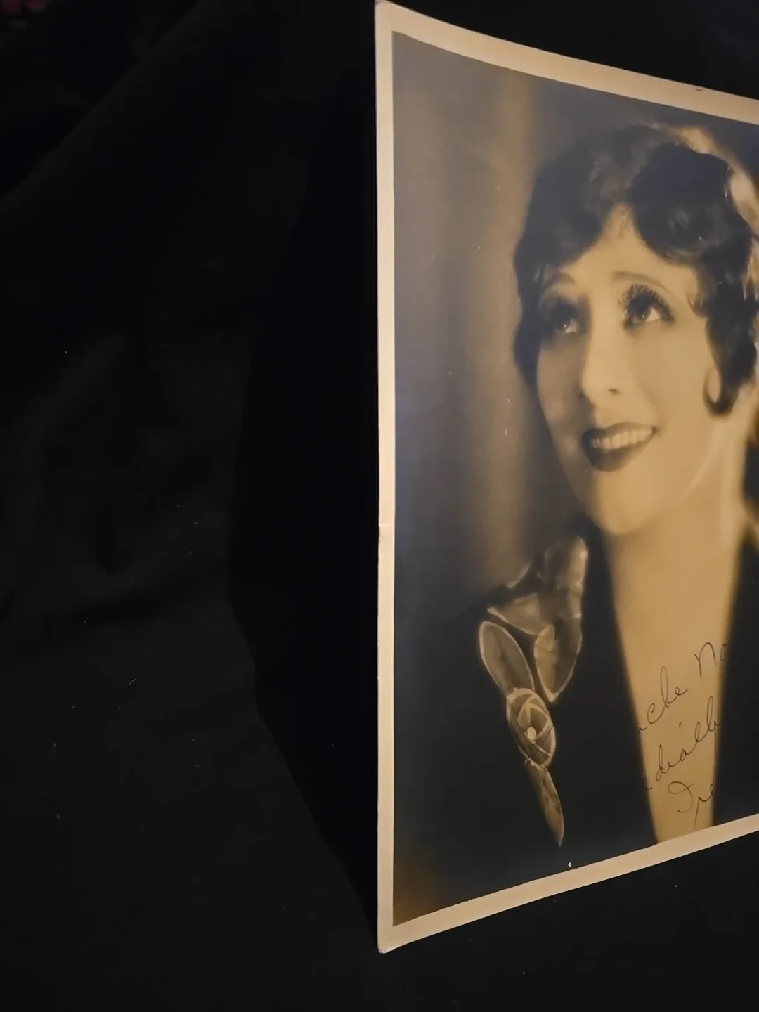 Historic Silent Film Star, Irene Rich, Hand Autographed Black & White Photo, изображение 4