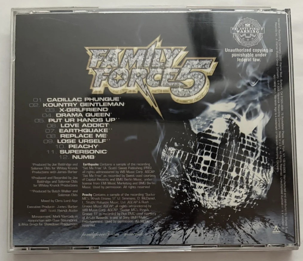 Family Force 5 Business Up Front Party In The Back Signed Autographed CD 2006 VG, изображение 5