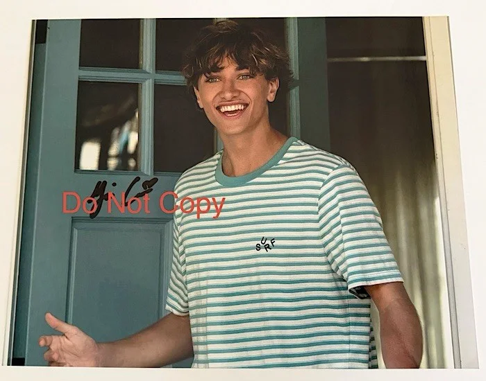 Gavin Casalegno — Gavin Casalegno - The Summer I Turned Pretty Signed Autographed Photo (8x10-in)