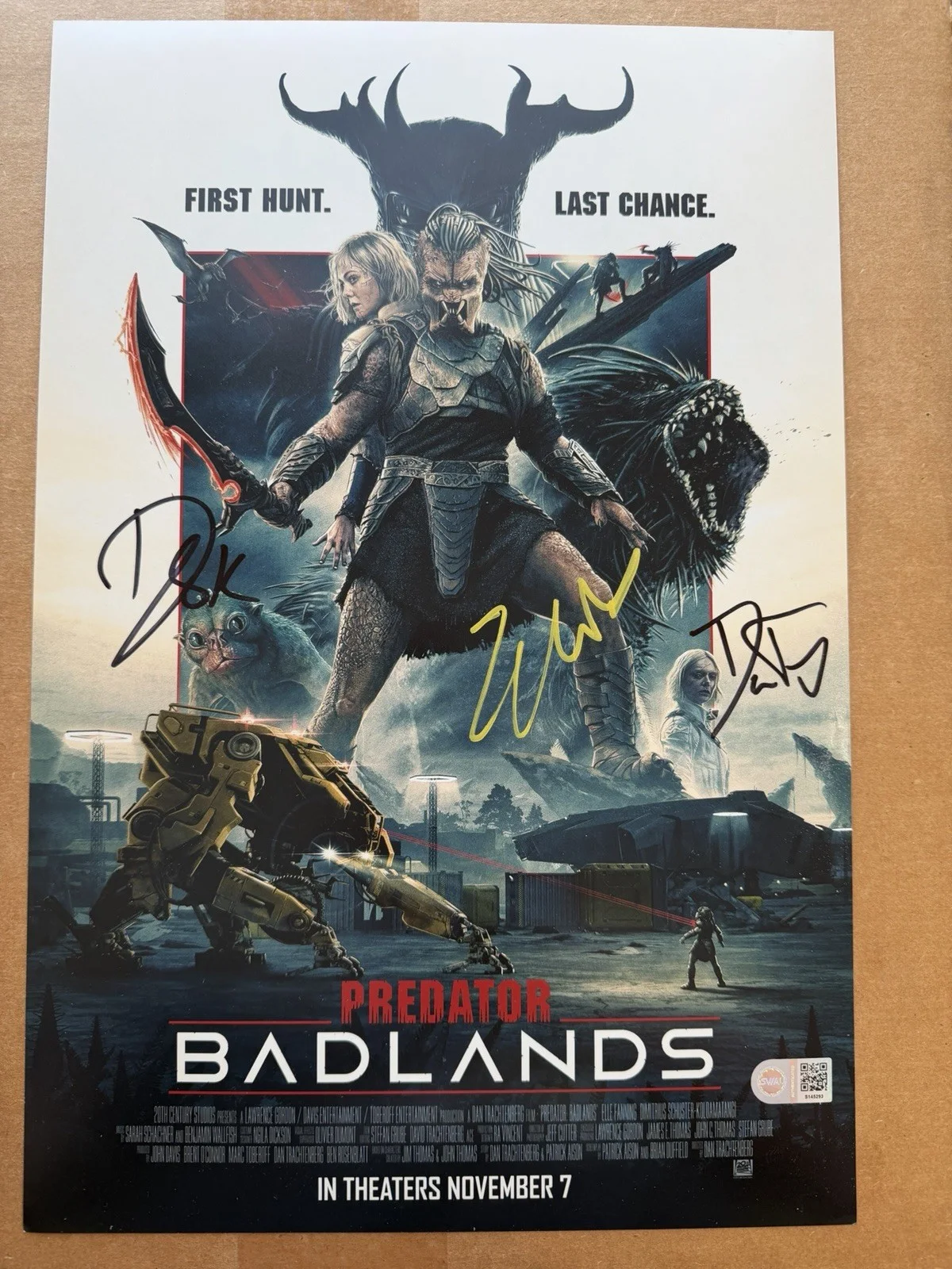 3 Signed Elle Fanning Dan Dimitrius Signed Predator Badlands Autograph SWAU, image 2