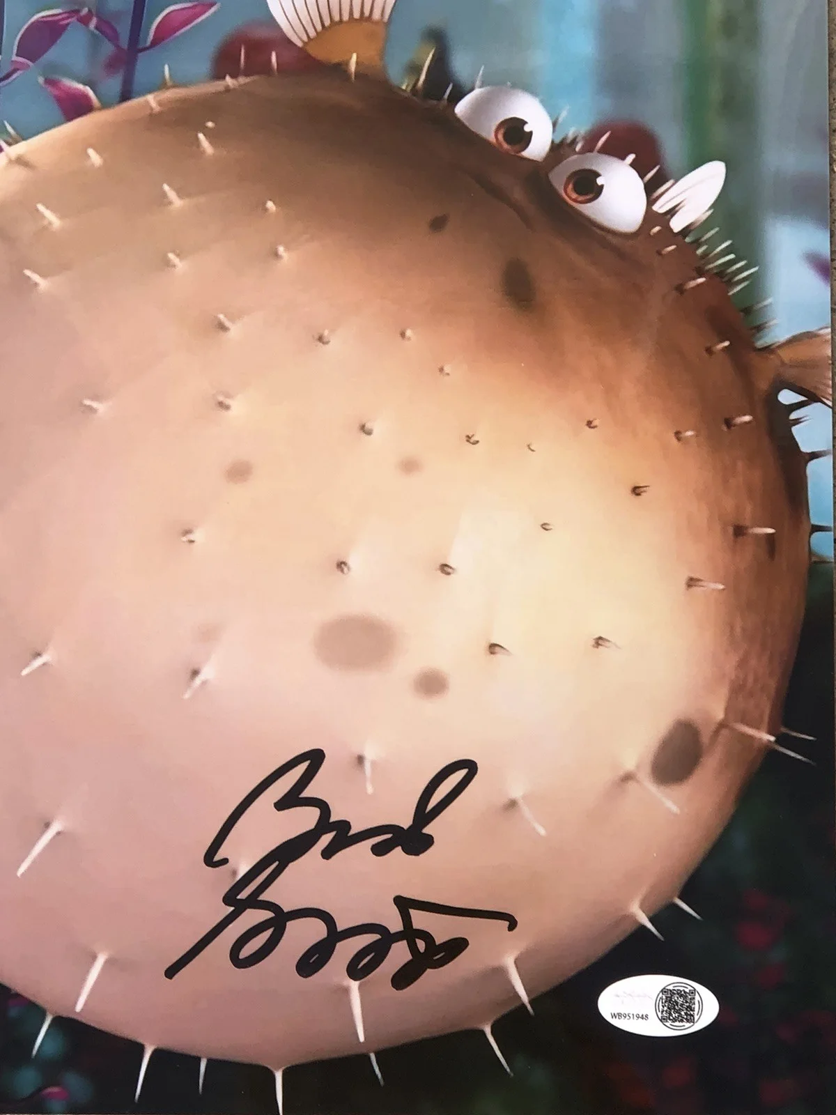 Brad Garrett — BRAD GARRETT SIGNED 8X10 VOICE BLOAT PUFFERFISH MOVIE FINDING NEMO & DORY JSA, image 2