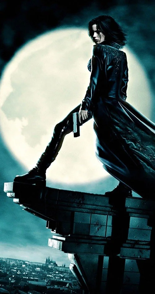 Kate Beckinsale — Kate Beckinsale Autographed Underworld Selene 92FS Beretta Air-Soft Pistol COA, image 3