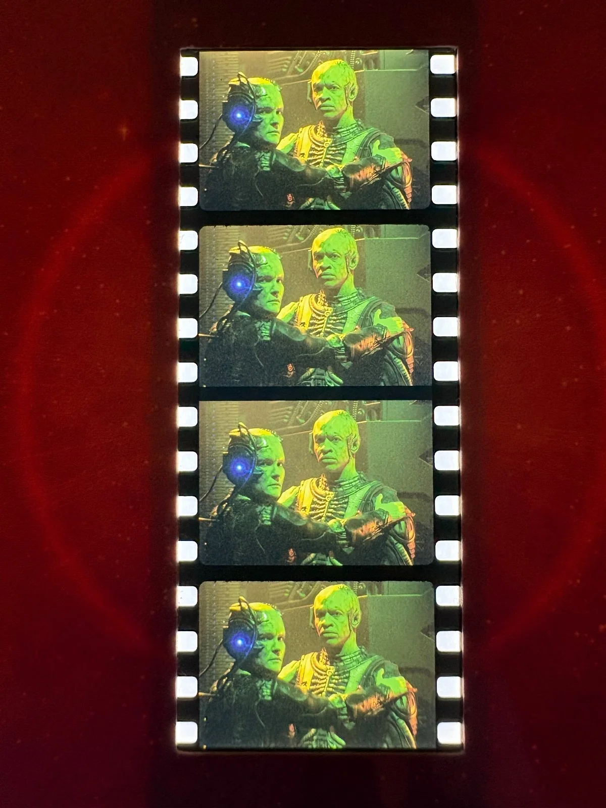 Star Trek Voyager Film cell (Series 7 Episode 1), изображение 2