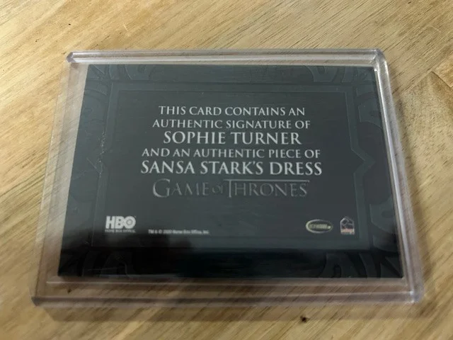 Sophie Turner — Sophie Turner Game of Thrones - Auto Relic Card Piece of Costume, image 2