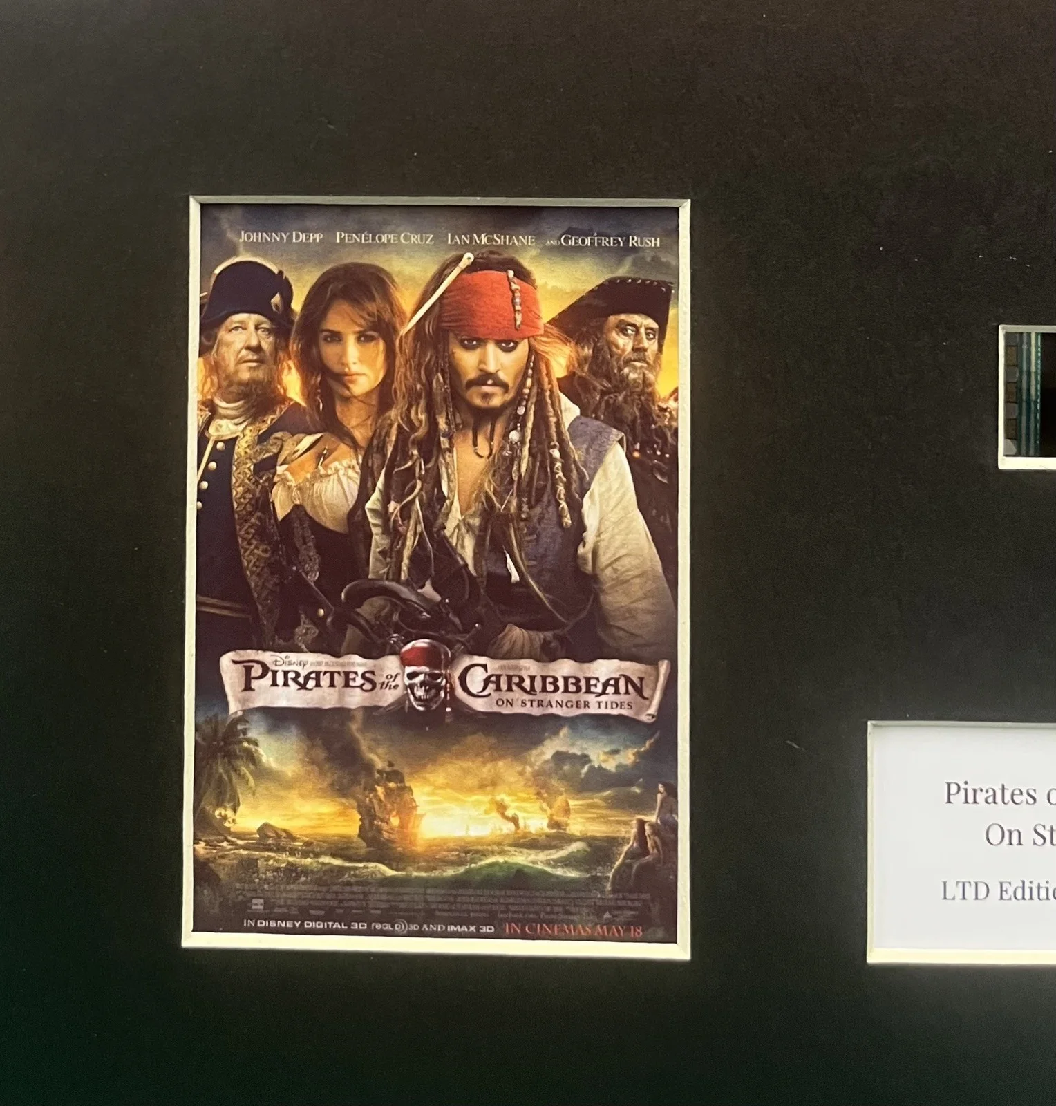 PIRATES OF THE CARIBBEAN. . 35mm Film Cell Mounted Display, изображение 2