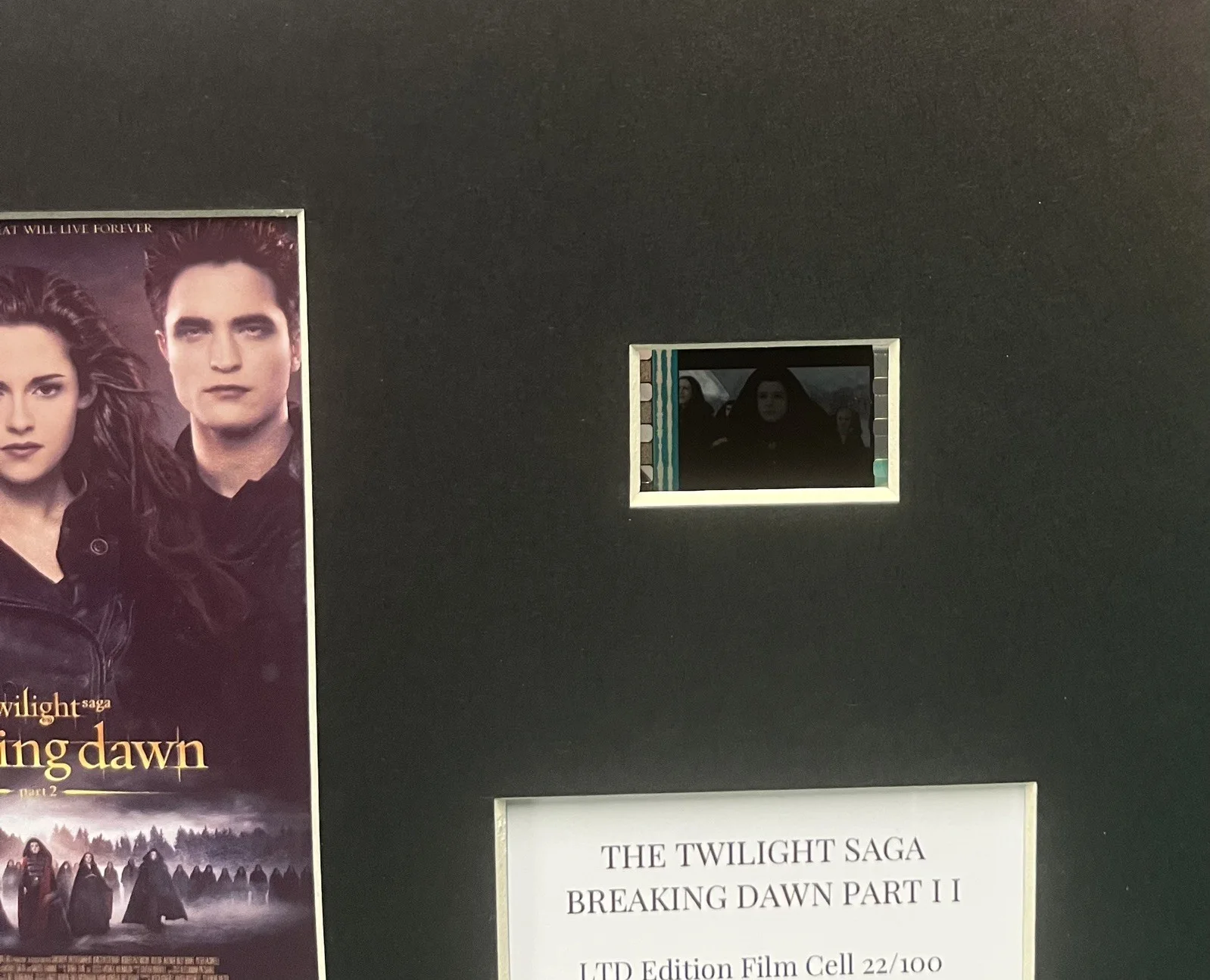 THE. TWILIGHT. SAGA. BREAKING DAWN PART 2. 35mm Film Cell Mounted Display, изображение 2