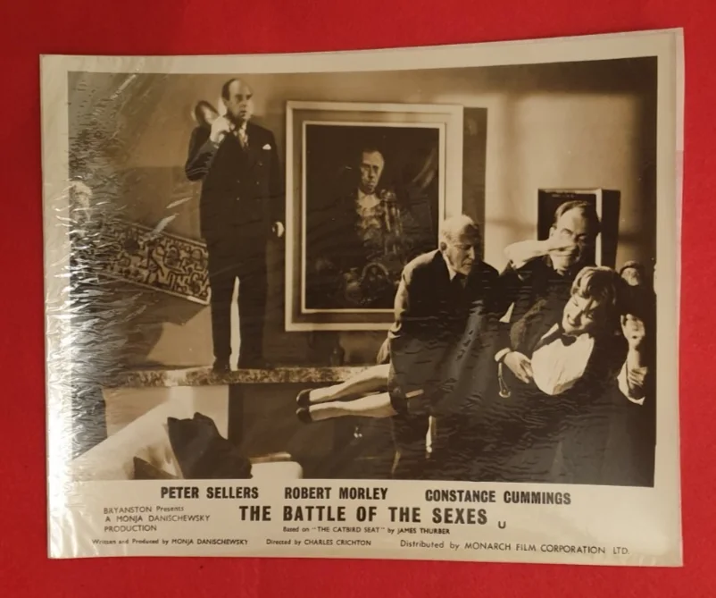 The Battle of the Sexes 1959 6 Original Press Photo Peter Sellers Vintage Stills, изображение 3