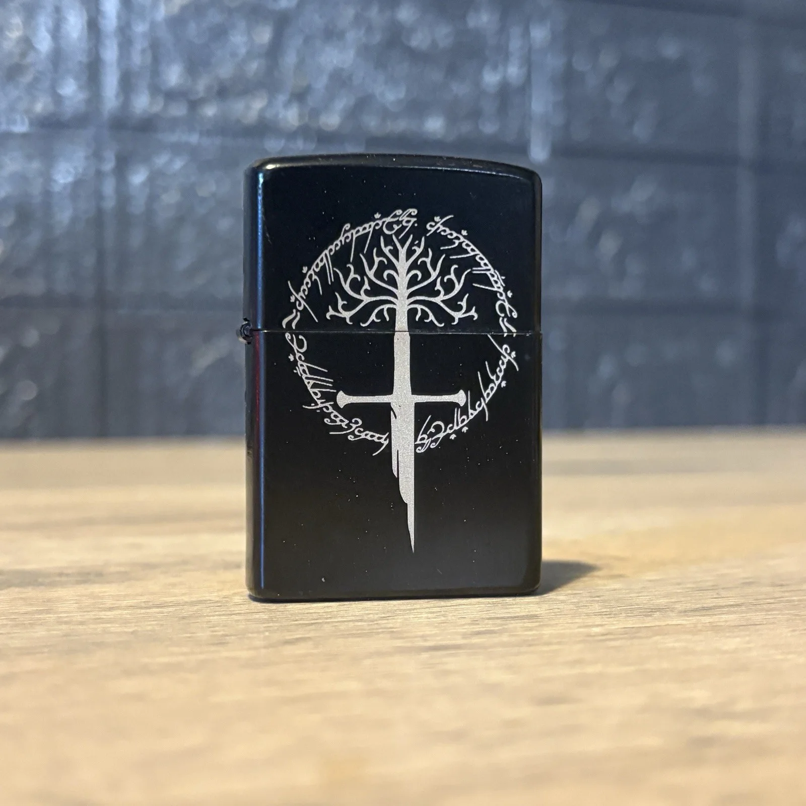 Lord Of The Rings Middle Earth Laser Engraved Flip Top Lighter | Fantasy, изображение 3
