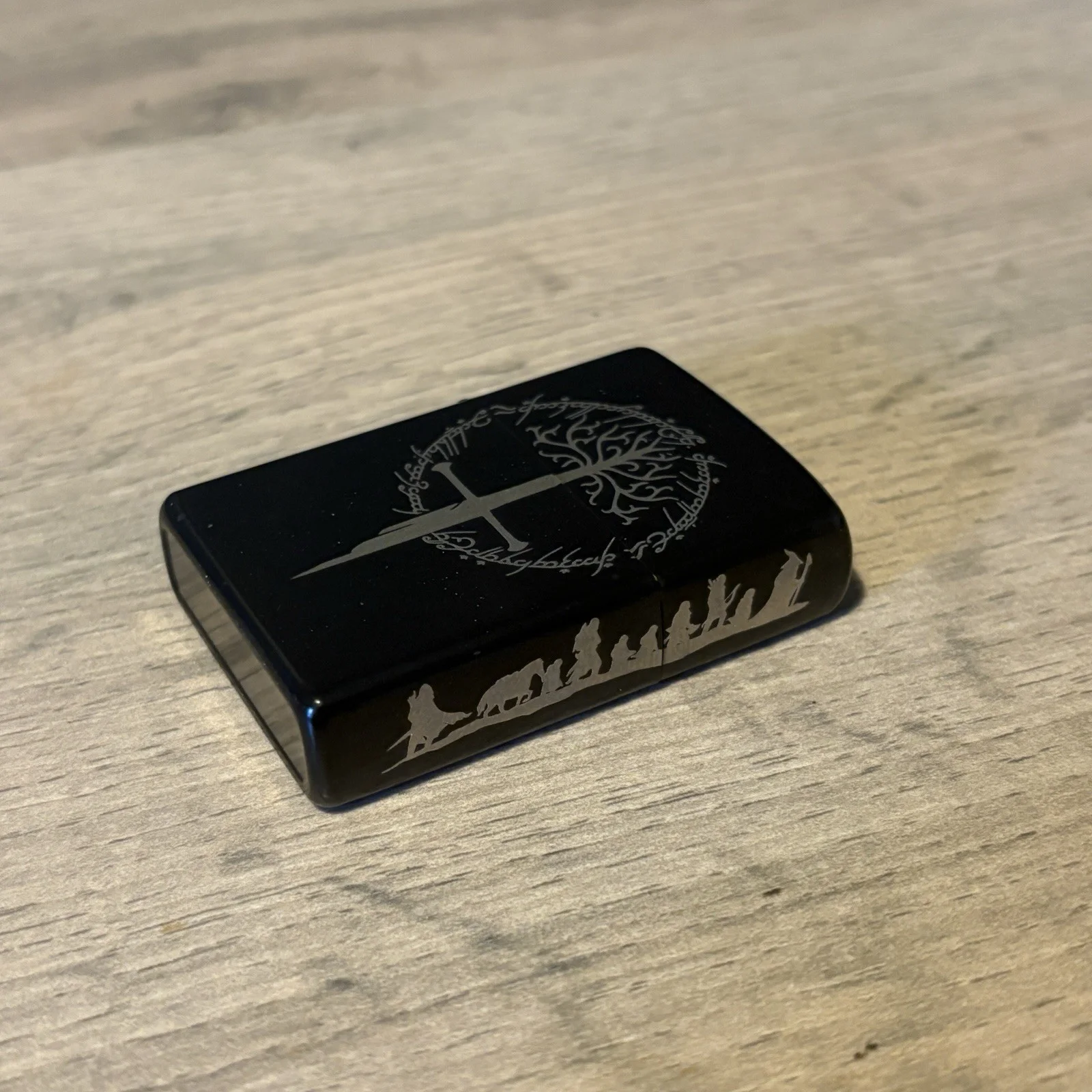 Lord Of The Rings Middle Earth Laser Engraved Flip Top Lighter | Fantasy, изображение 4