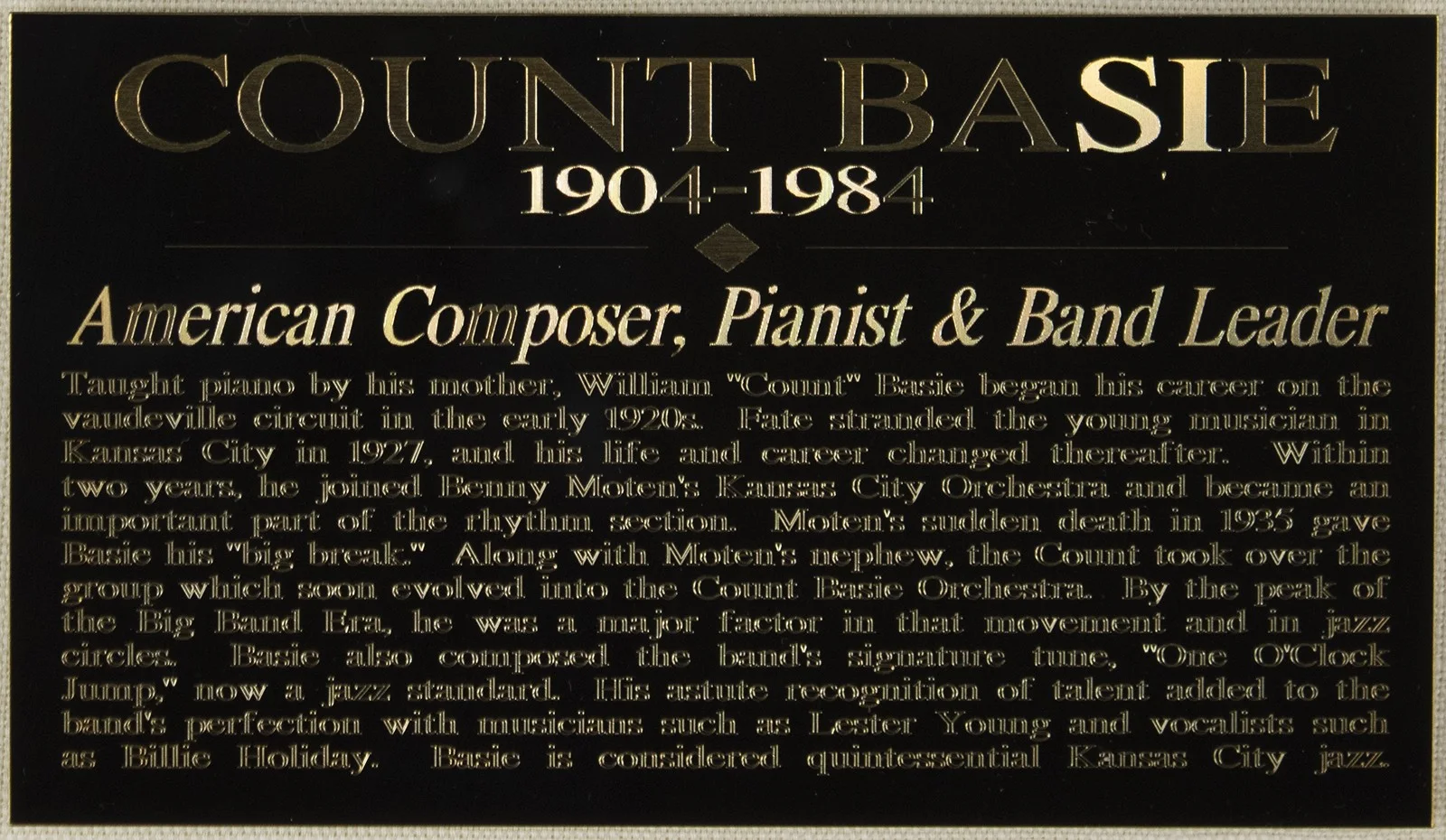Count Basie — COUNT BASIE - AUTOGRAPHED SIGNED PHOTOGRAPH, image 4