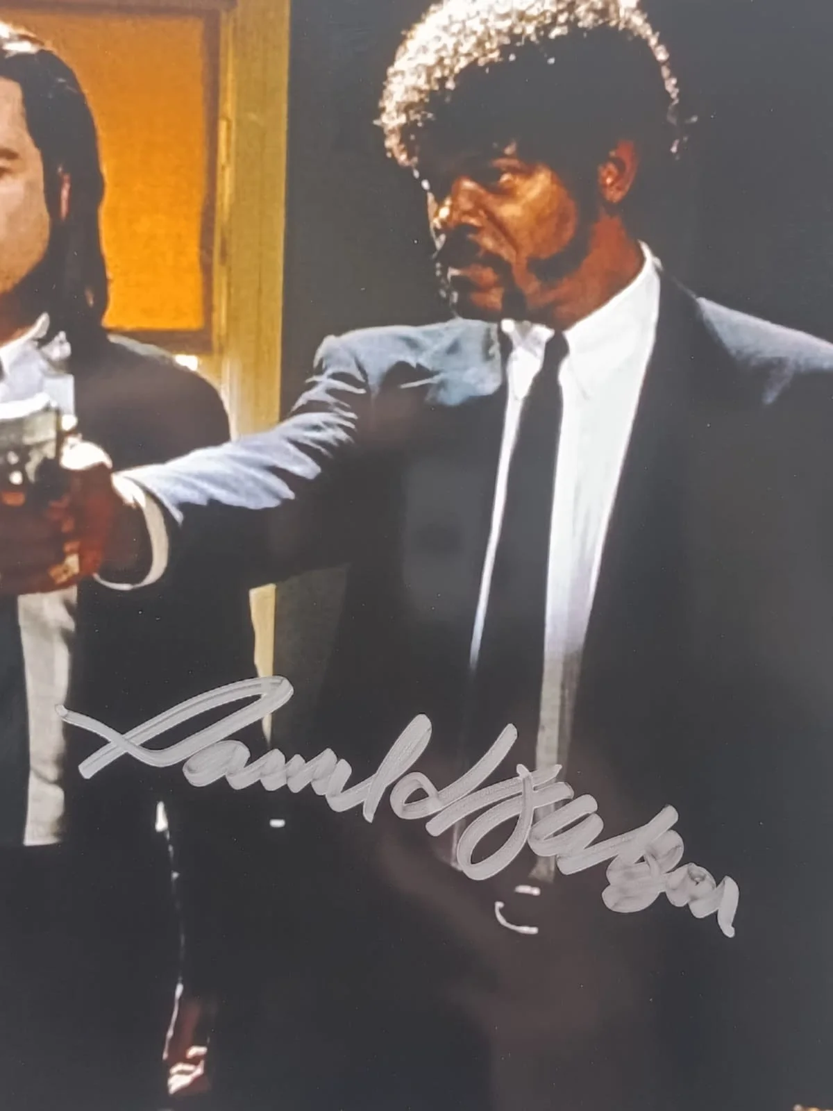 John Travolta / Samuel L. Jackson — John Travolta / Samuel L. Jackson (Pulp Fiction) Hand Signed Photo + COA, image 4