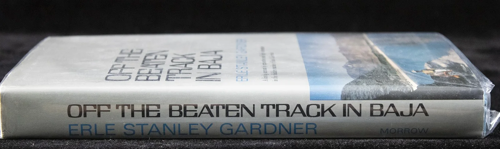 Erle Stanley Gardner — ERLE STANLEY GARDNER - INSCRIBED BOOK SIGNED TWICE CIRCA 1967, image 2