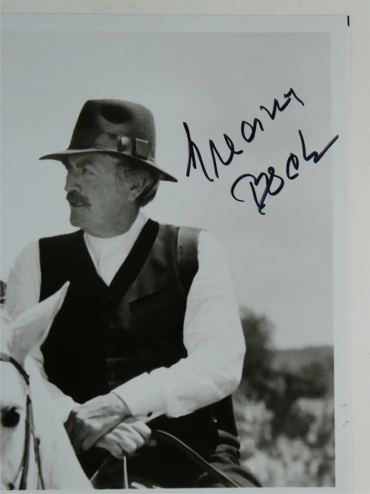 Gregory Peck — Gregory Peck Signed B&W 8x10 Promo Photo Old Gringo Autographed JSA COA, изображение 3