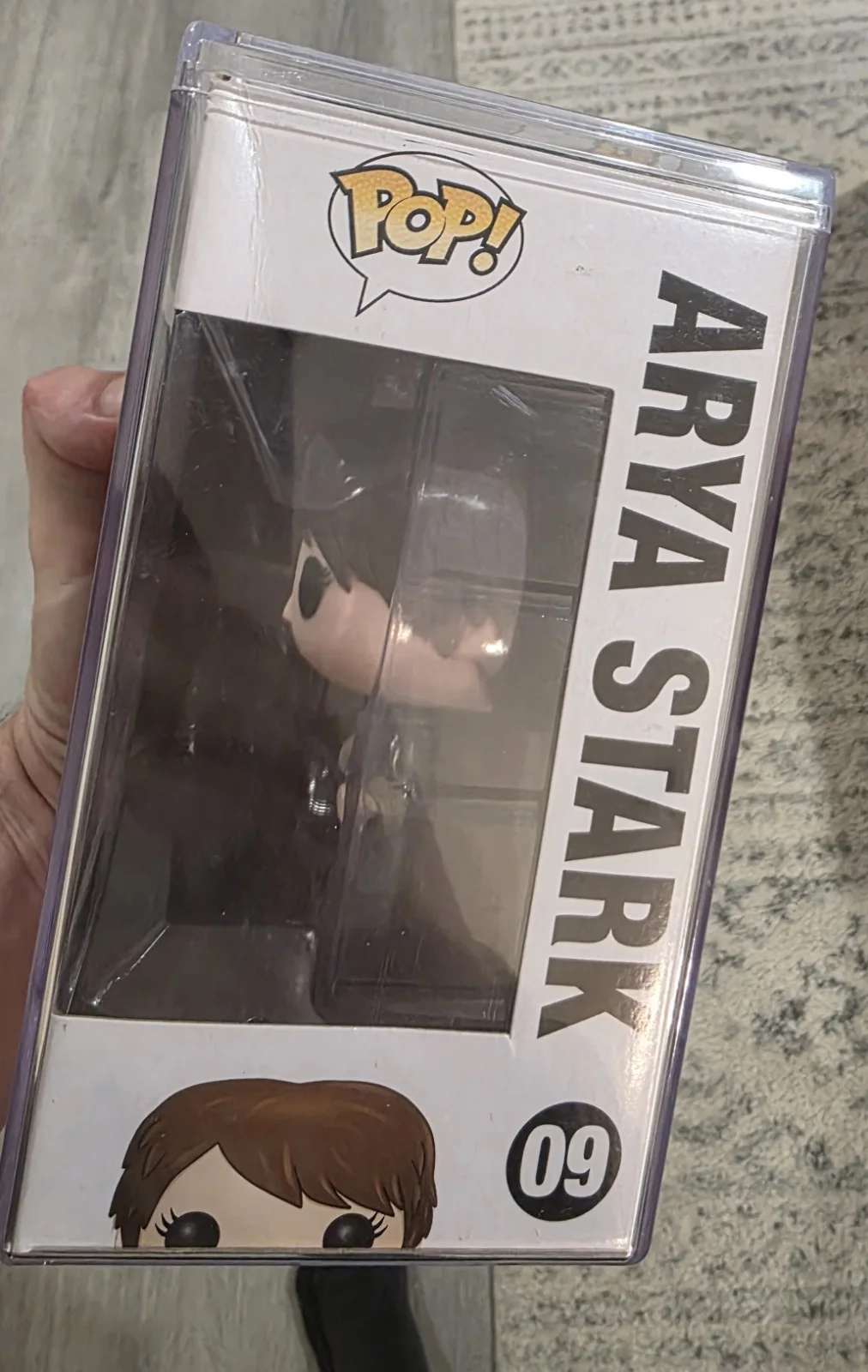 Maisie Williams — Arya Stark Maisie Williams Signed Funko COA, изображение 3