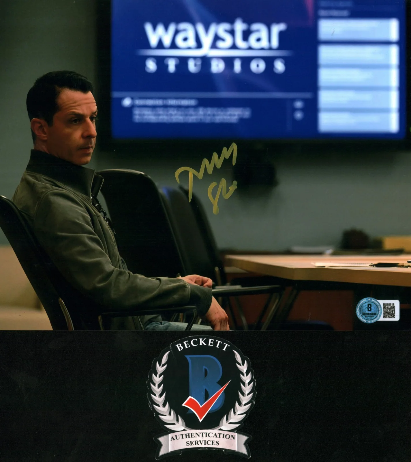 Jeremy Strong — JEREMY STRONG SIGNED SUCCESSION KENDALL ROY OSCAR NOM 8X10 PHOTO BECKETT COA