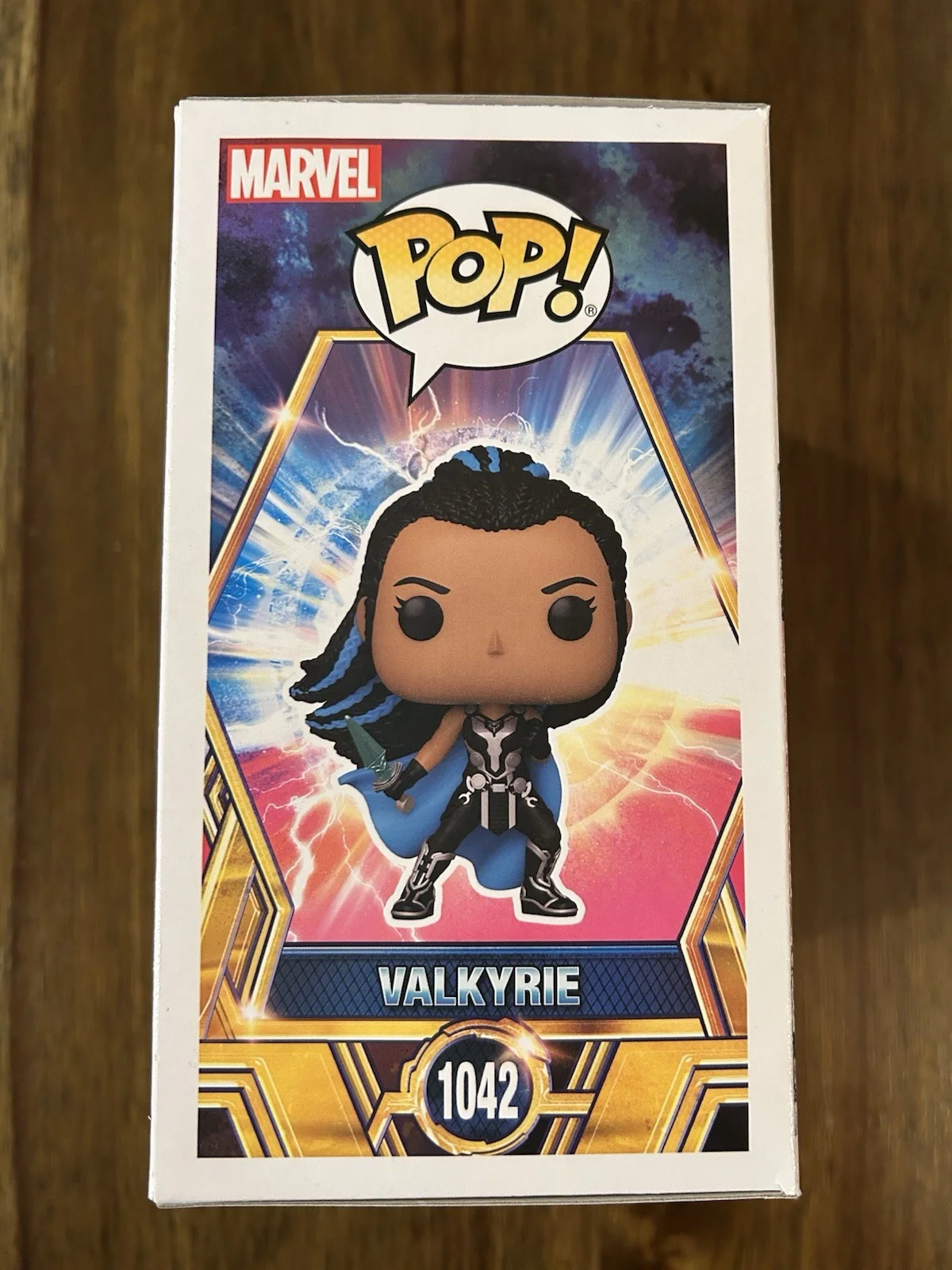 Tessa Thompson — Tessa Thompson ‘Thor: Love And Thunder’ Signed ‘Valkyrie’ Funko Pop Beckett, изображение 4