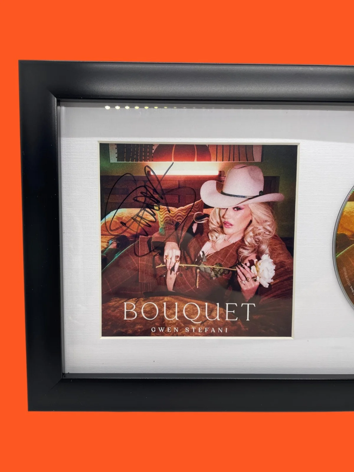 Gwen Stefani Signed Bouquet Framed CD Autograph, image 3