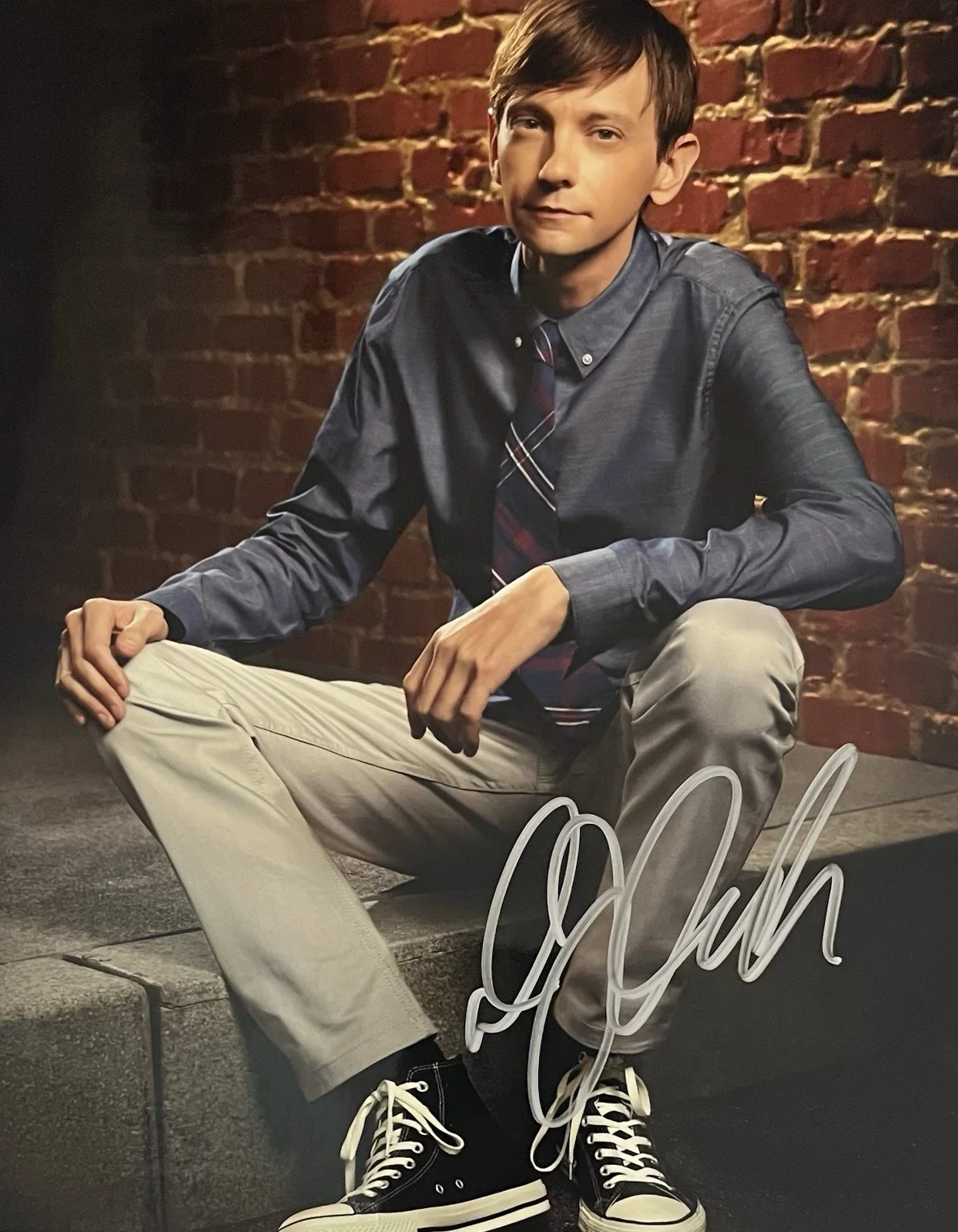 DJ QUALLS — DJ QUALLS IN PERSON SIGNED SUPERNATURAL 8x10 PHOTO. GARTH FITZGERALD IV. SWAU