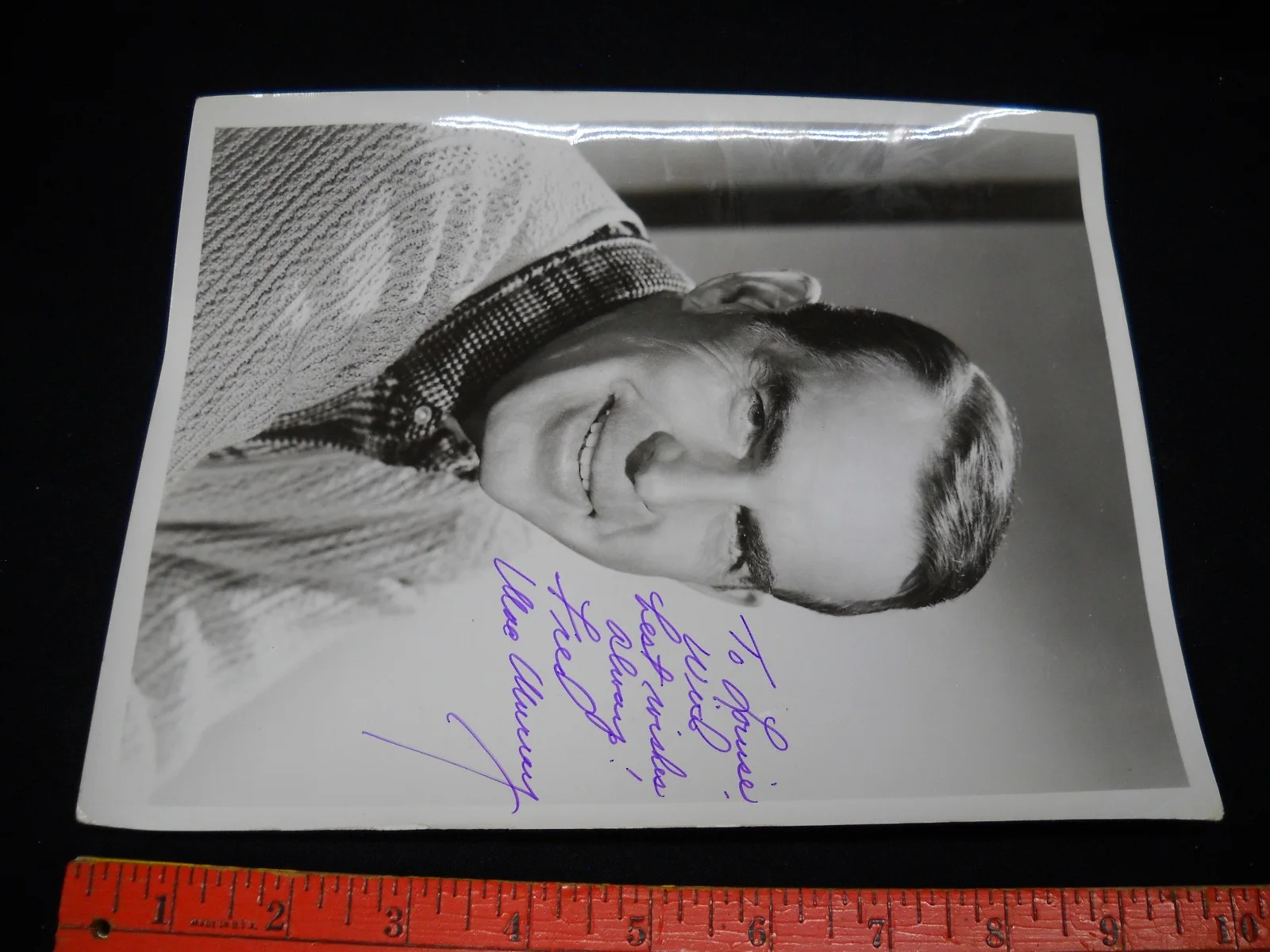 Fred Murray — 8x10 Glossy Publicity Photo Signed Fred Murray (fingerprints), image 2