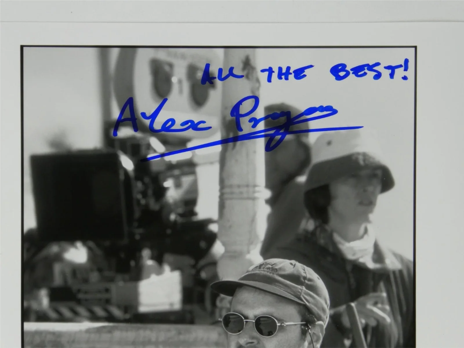 Alex Proyas — Alex Proyas Signed B&W 8x10 Promo Photo Director Dark City Autographed, изображение 2