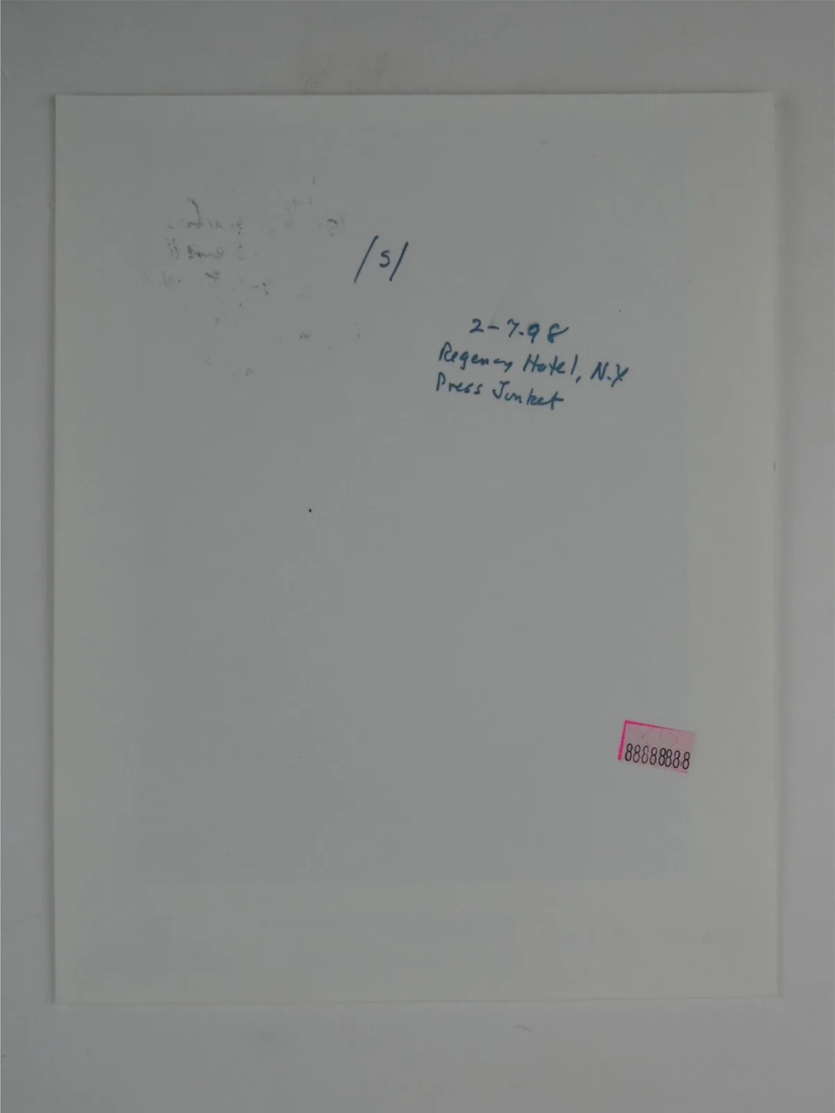 Alex Proyas — Alex Proyas Signed B&W 8x10 Promo Photo Director Dark City Autographed, изображение 3