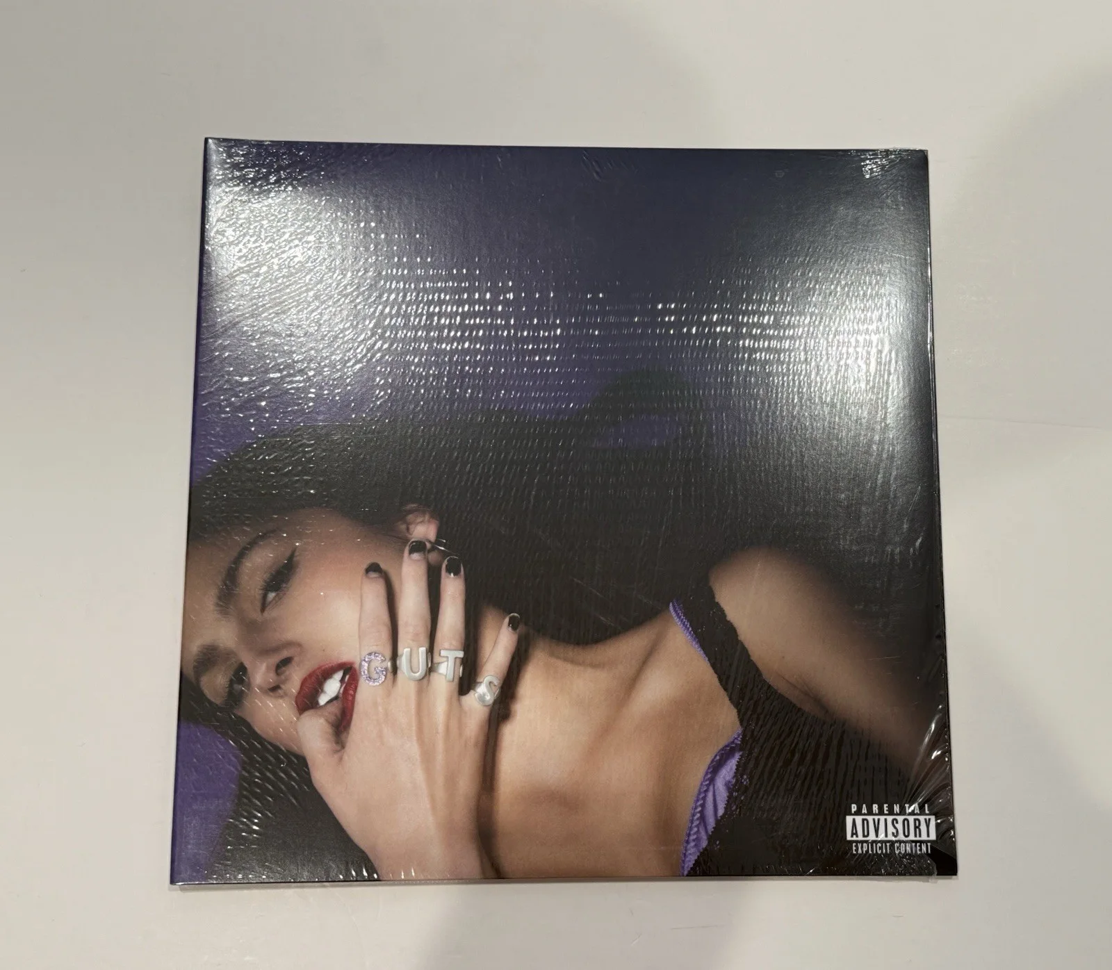 Olivia Rodrigo Guts SIGNED 180g Vinyl Album LP Sealed - Autographed Print Insert, изображение 2