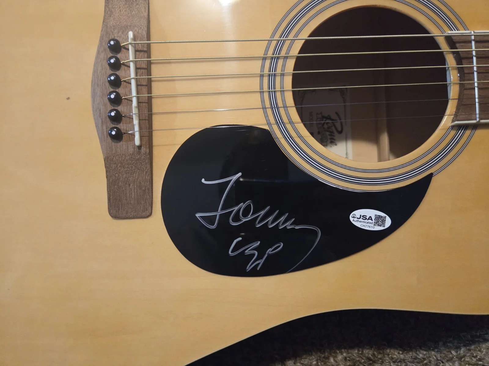 Tommy Emmanuel From Out Of Nowhere The Mystery Autographed Rogue Guitar JSA, image 2
