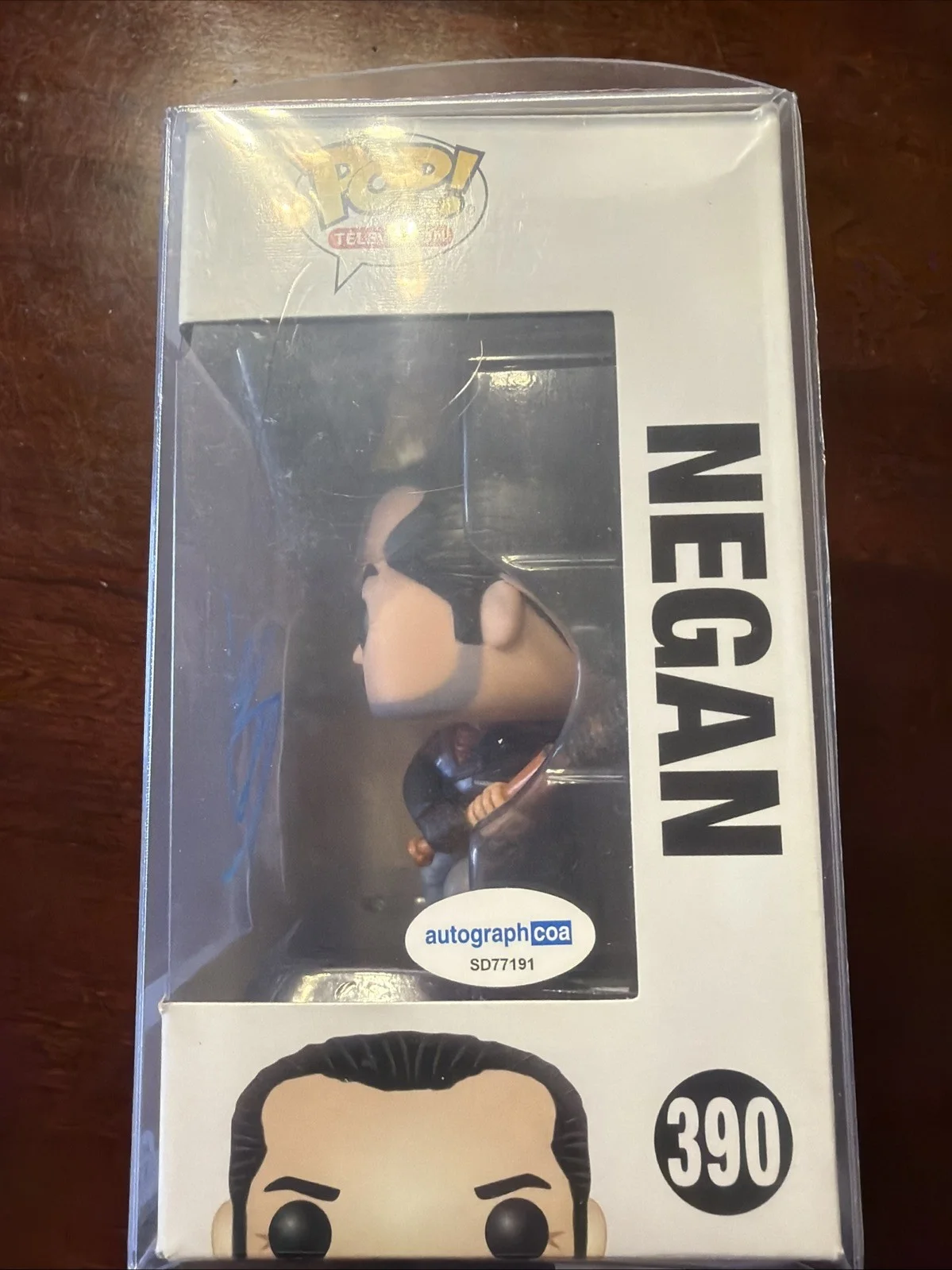 Jeffrey Dean Morgan Signed “ The Walking Dead” #390 Funko, image 3