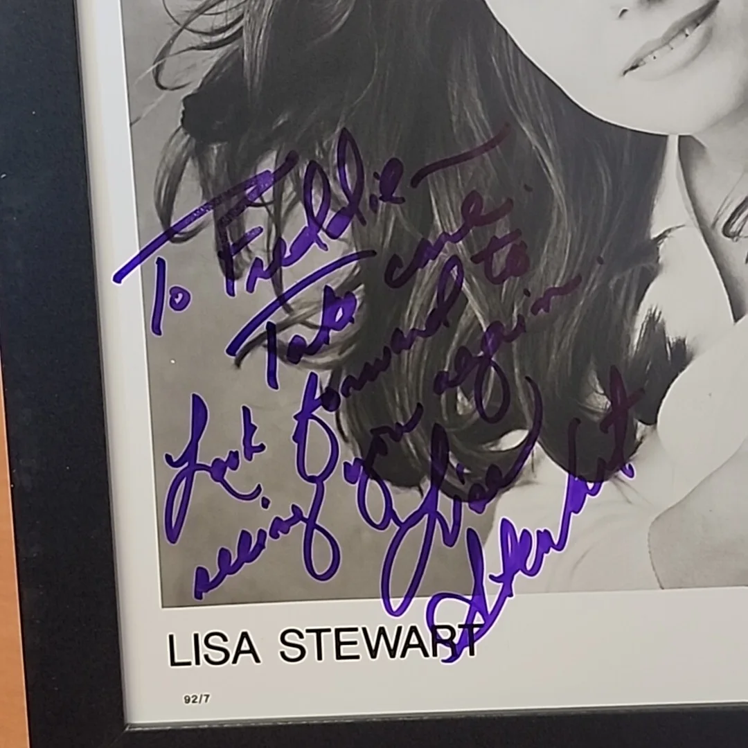 Lisa Stewart Signed Autographed 8x10 Photo Country Music Star Black and White, изображение 2