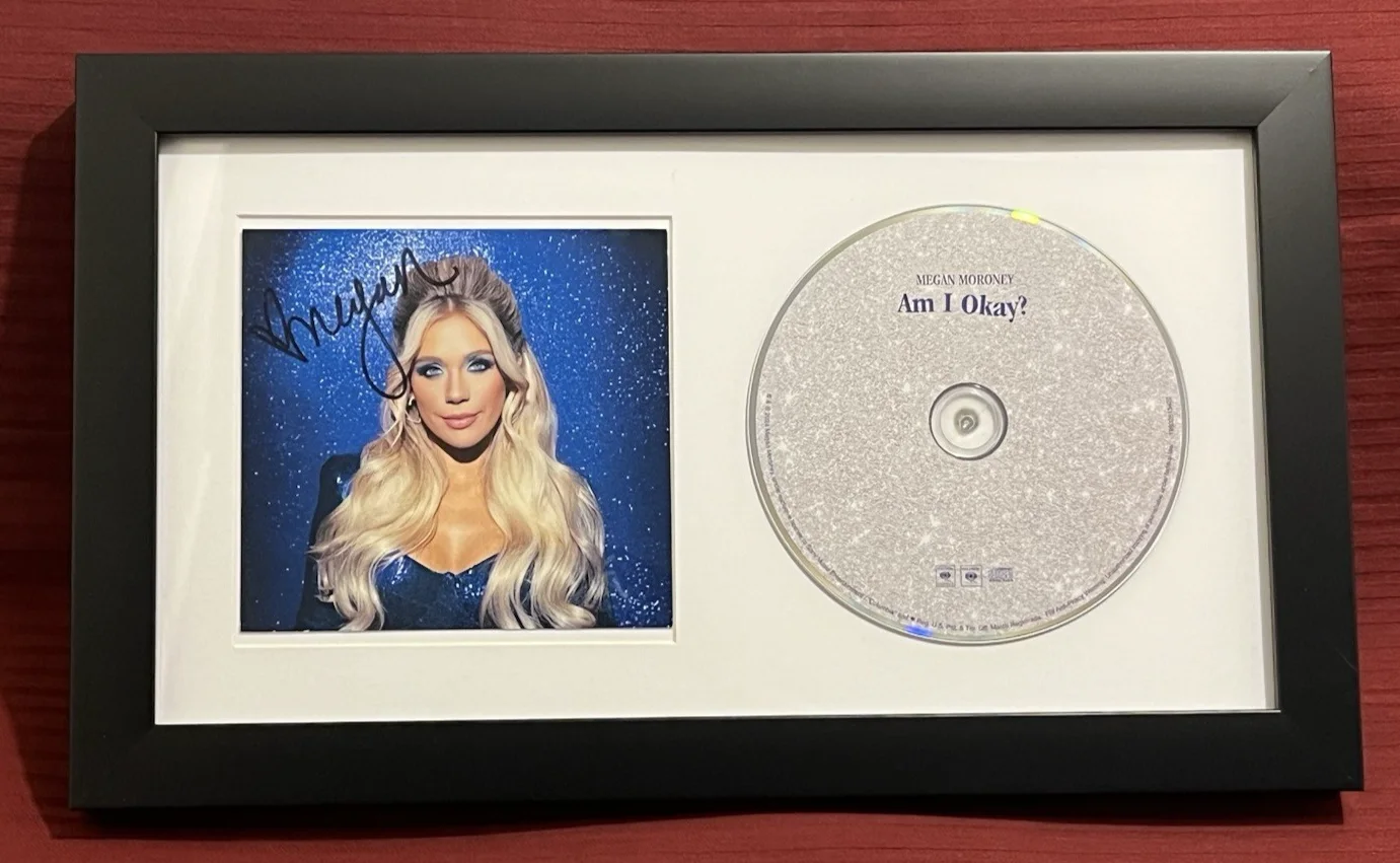 MEGAN MORONEY SIGNED & FRAMED AM I OKAY CD DISPLAY LUCKY CLOUD 9 AUTOGRAPH COA B, изображение 2