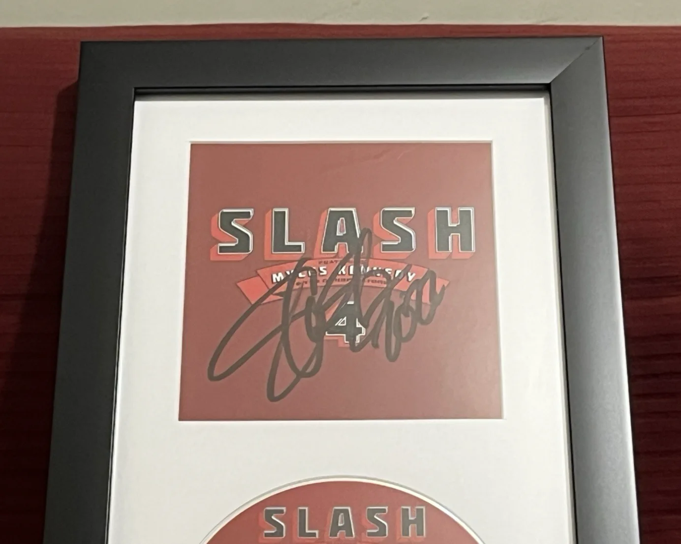 SLASH SIGNED & FRAMED 4 FEAT MYLES KENNEDY CD DISPLAY AUTO COA GUNS N ROSES B, изображение 3
