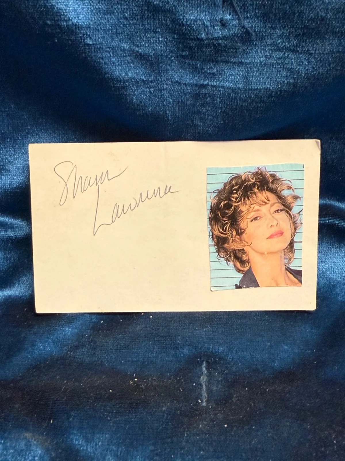 Sharon Lawrence — 👀 Sharon Lawrence Autographed 3”x5” Index Card NYPD Blue 👀