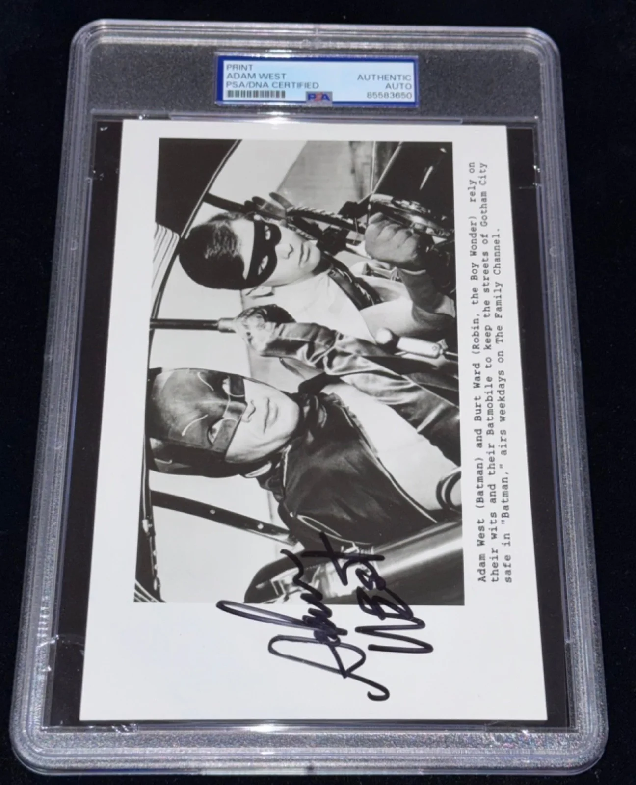 Adam West — Adam West "Batman & Bruce Wayne" 1966 Batman TV Series Signed Photo Auto PSA, изображение 2