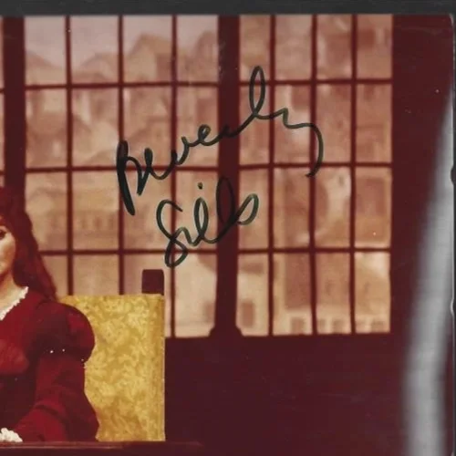 Hand Signed 8 x 10 photo Beverley Sills American operatic soprano, изображение 2