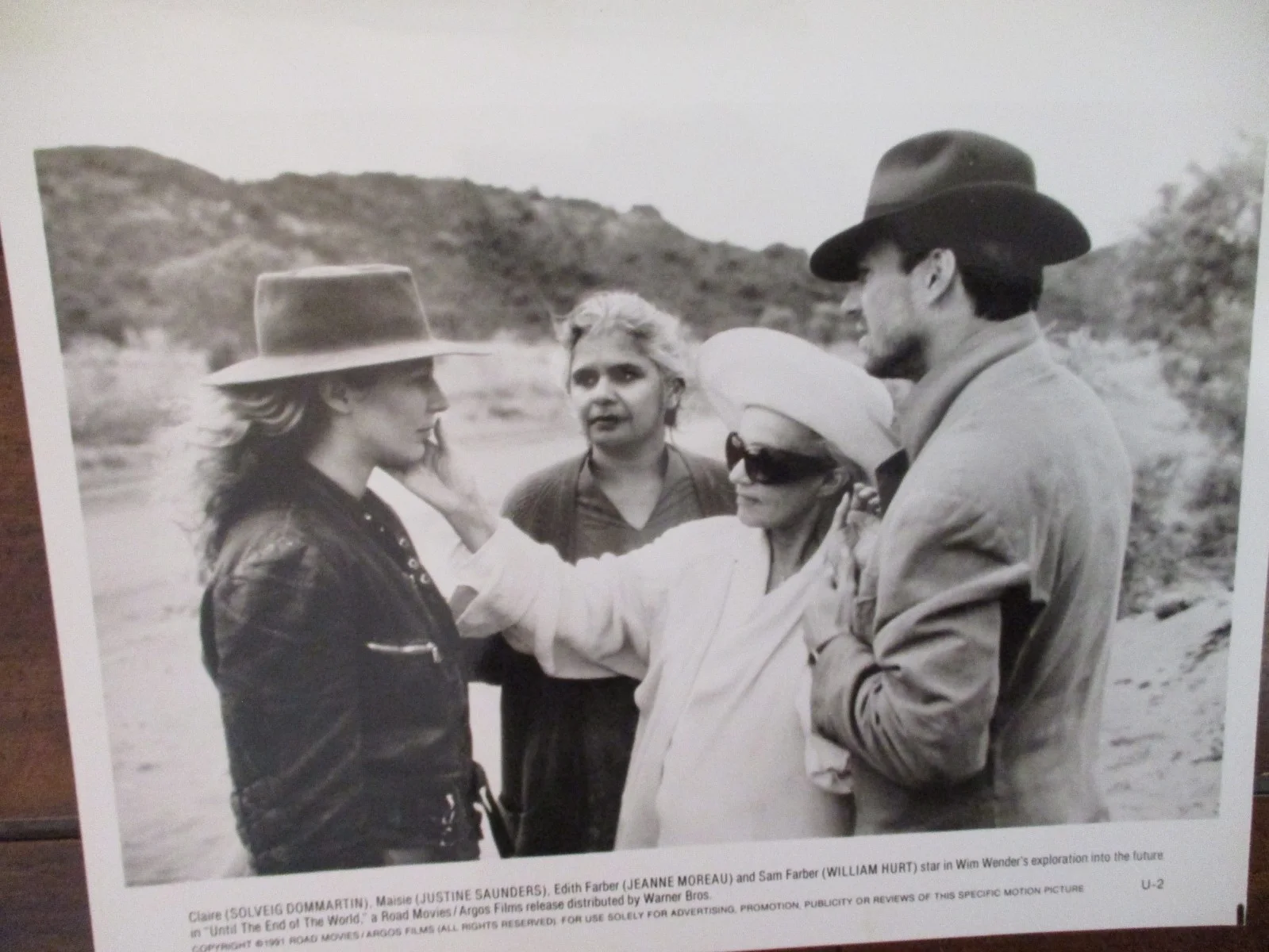 Jeanne Moreau/Justine Saunders/Solveig Dommartin(UNTIL THE END OF WORLD)91 Photo, изображение 2