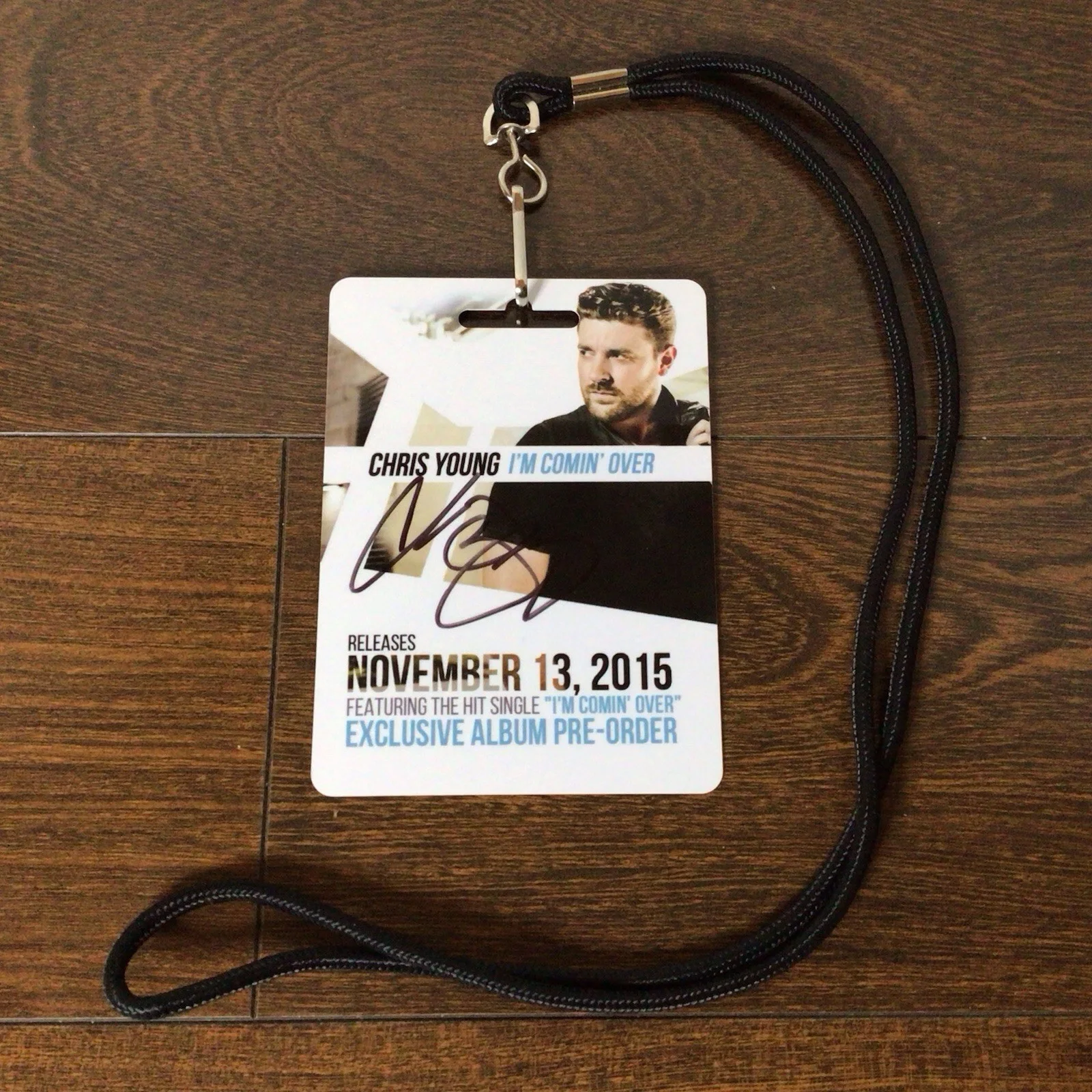 Chris Young Signed/Autographed Pass I’m Comin’ Over (2015) Country Music Singer, изображение 2