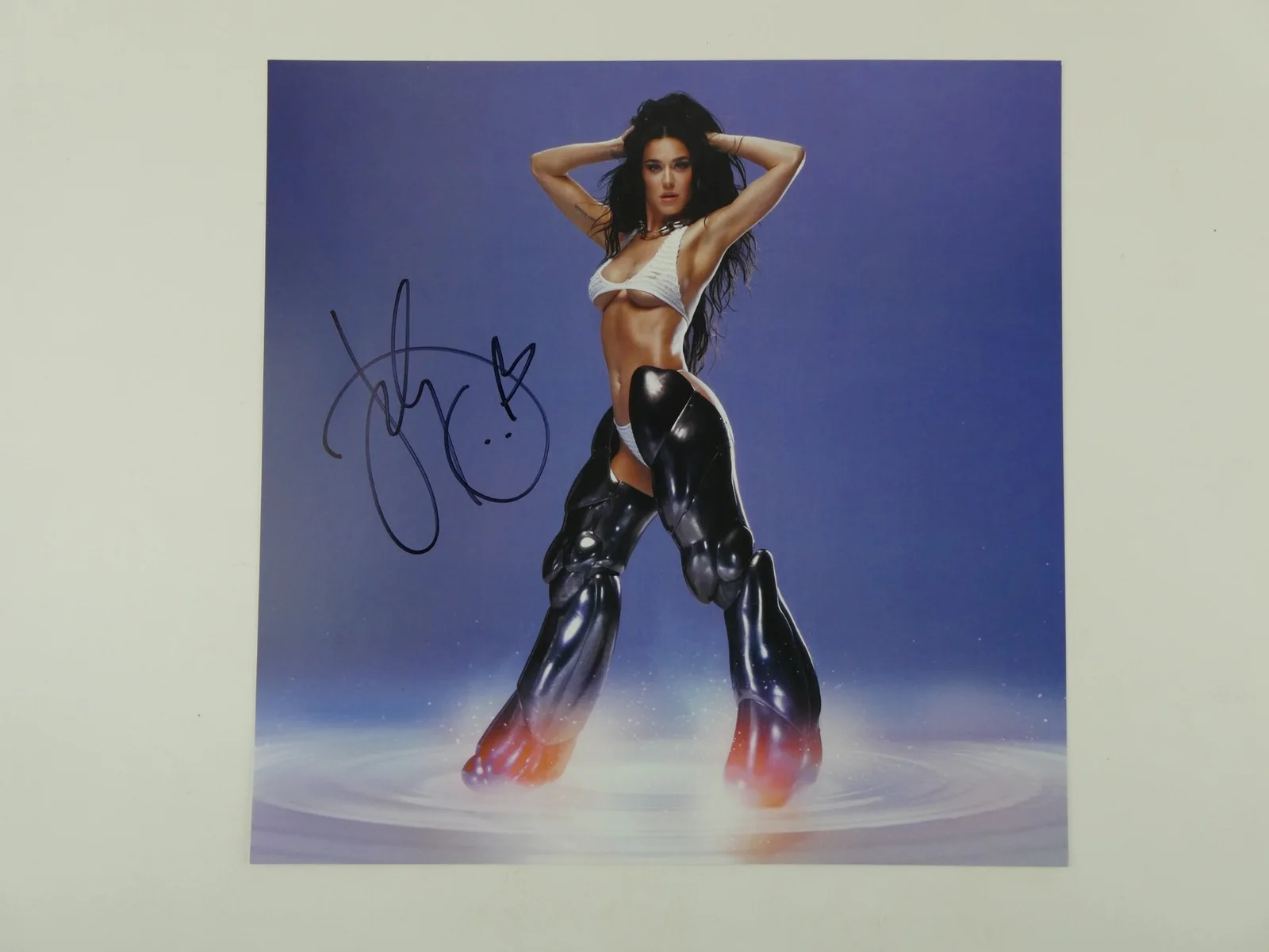 Katy Perry Signed 143 Lithograph 12x12" w/ Vinyl LP Album Autographed JSA COA, изображение 3