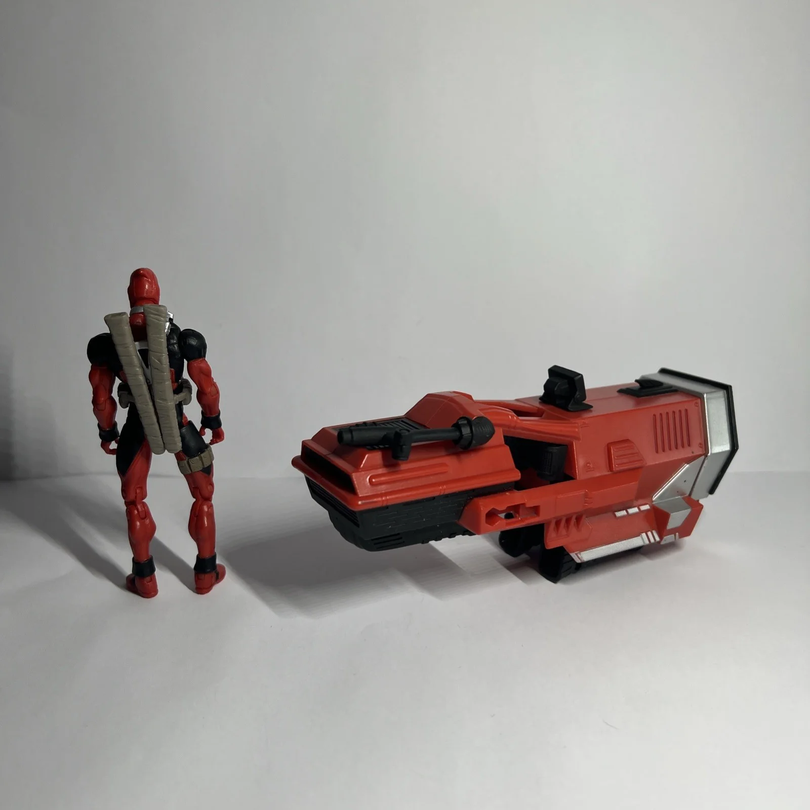 2009 Marvel Deadpool With Missile Cannon X-Men Origins Wolverine RARE Incomplete, image 2