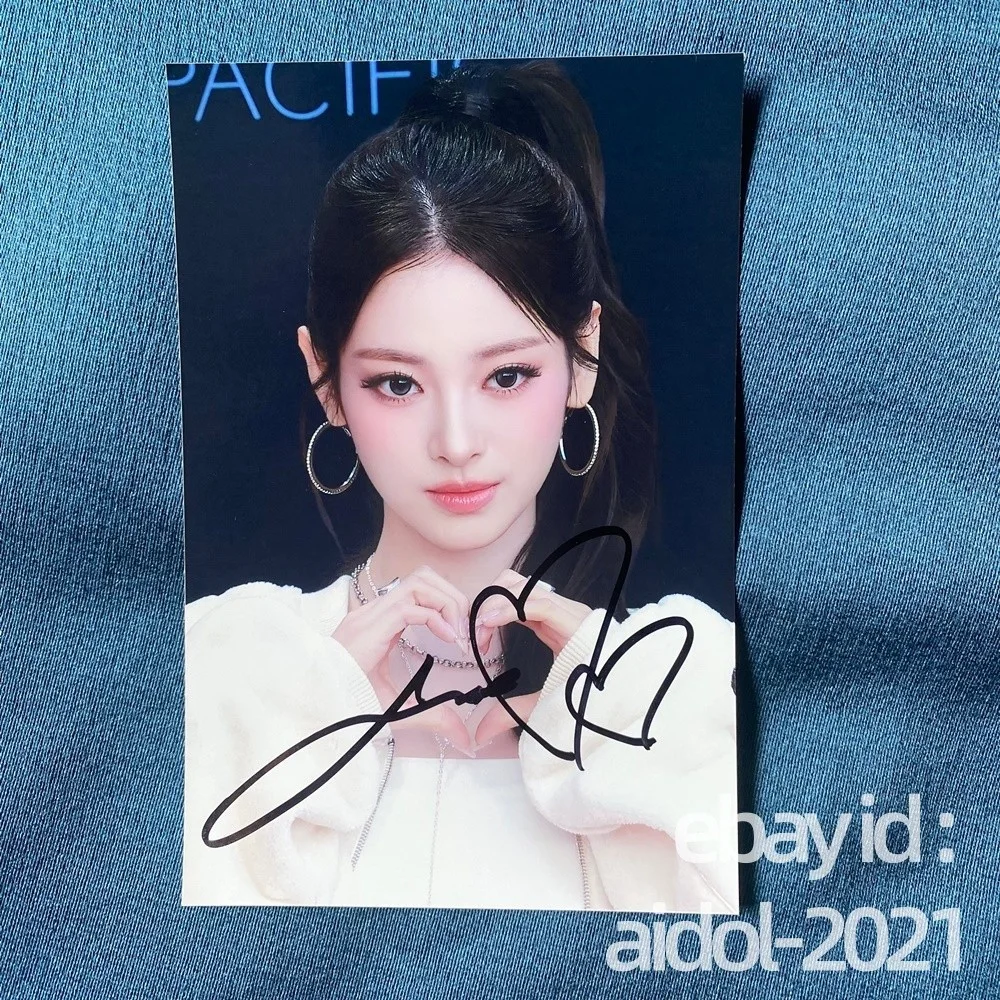 MEOVV ANNA AUTOGRAPHED SIGNED PHOTO K-POP COLLECTION 4*6 2025, изображение 4