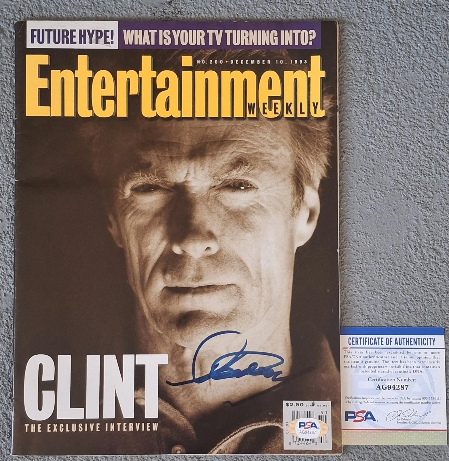 Clint EASTWOOD Signed ENTERTAINMENT WEEKLY PSA/DNA, image 2