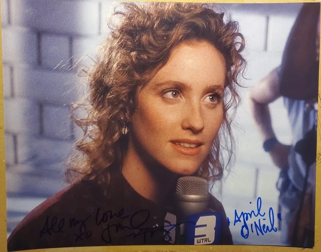 Judith Hoag — SIGNED 8x10 - JUDITH HOAG "Teenage Mutant Ninja Turtles" AUTOGRAPHED TMNT Photo