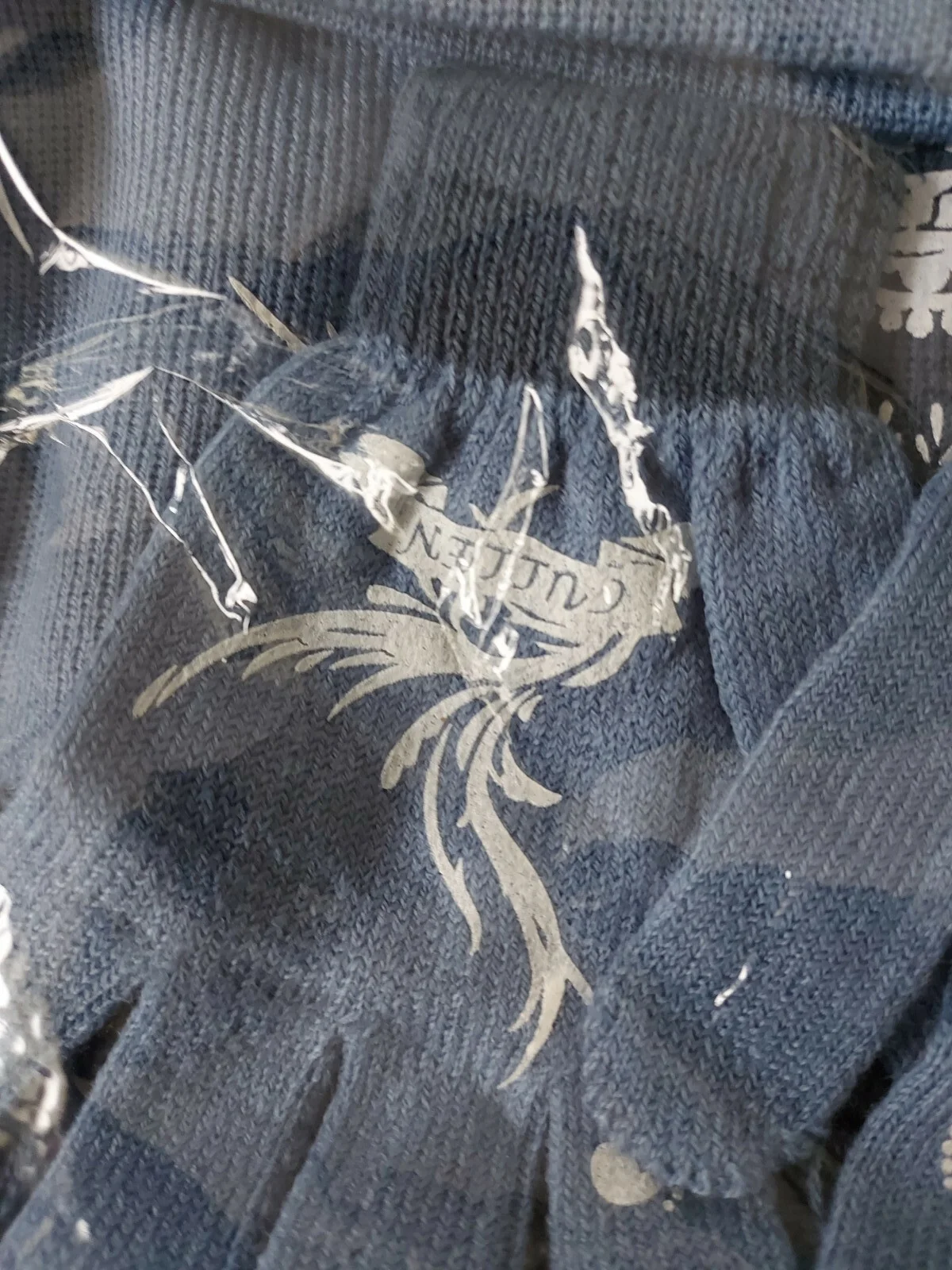 Twilight Cullen Gloves Scarf Hat Set Crest Replica Prop NECA RARE New, изображение 4